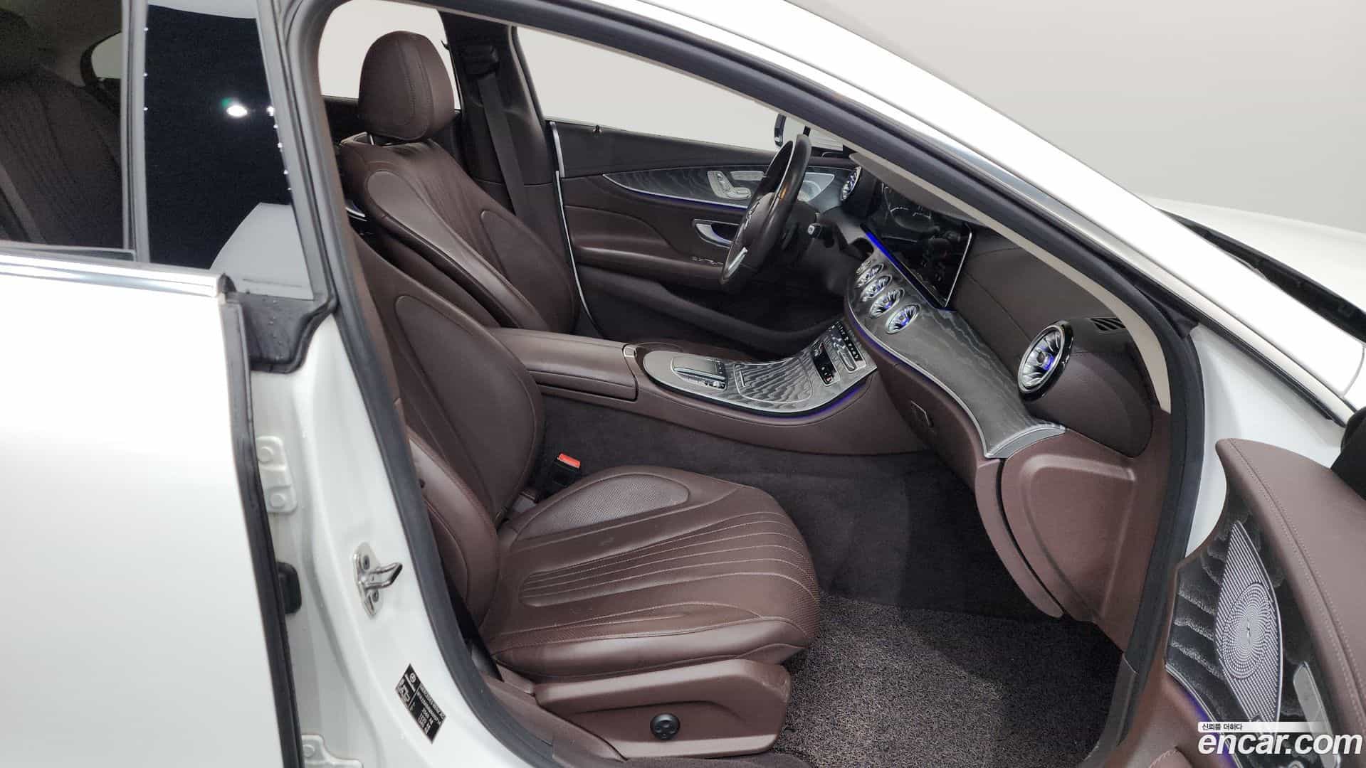 CLS-Class Mercedes-Benz 2021.4-OPTION-015
