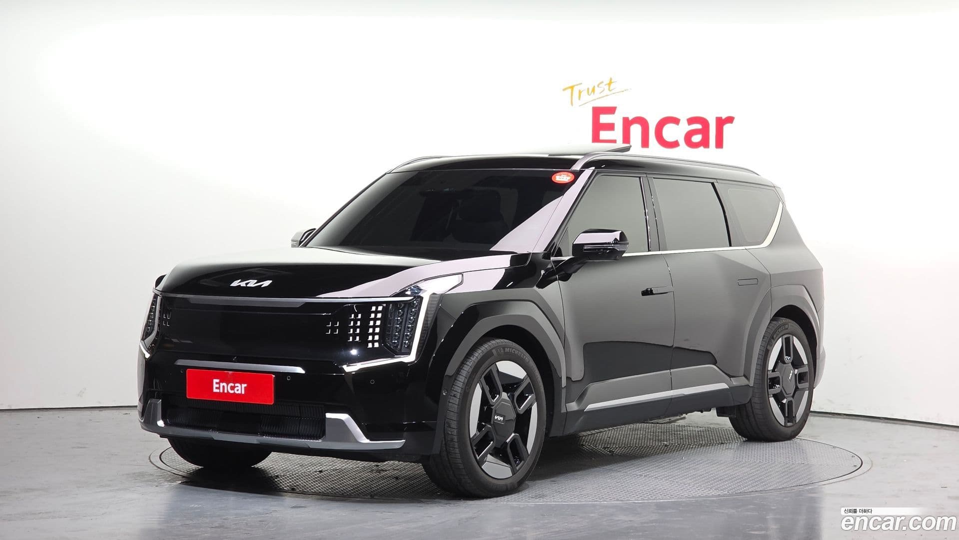 Main__Slider__Photo:EV9 Kia 2023.9-0