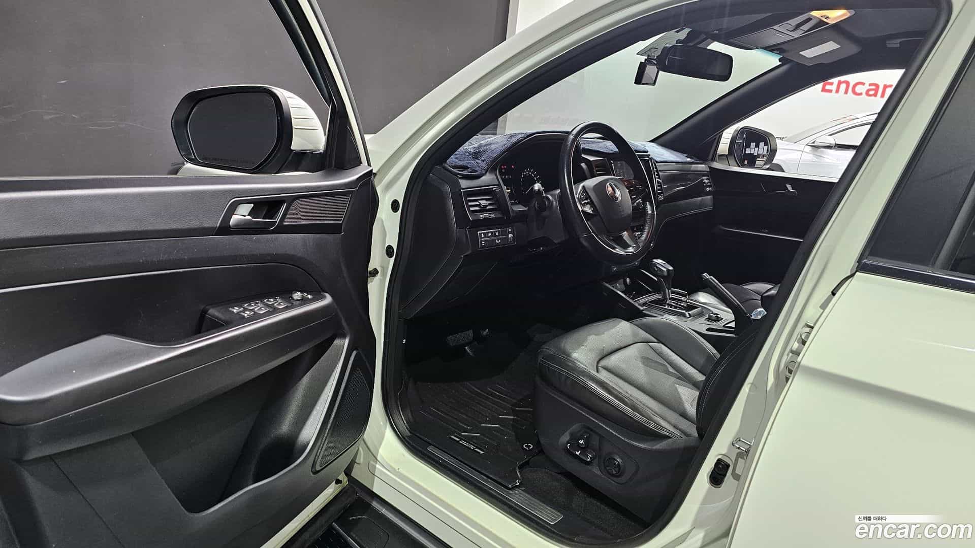 Rexton KG Mobility 2020.8-OPTION-015