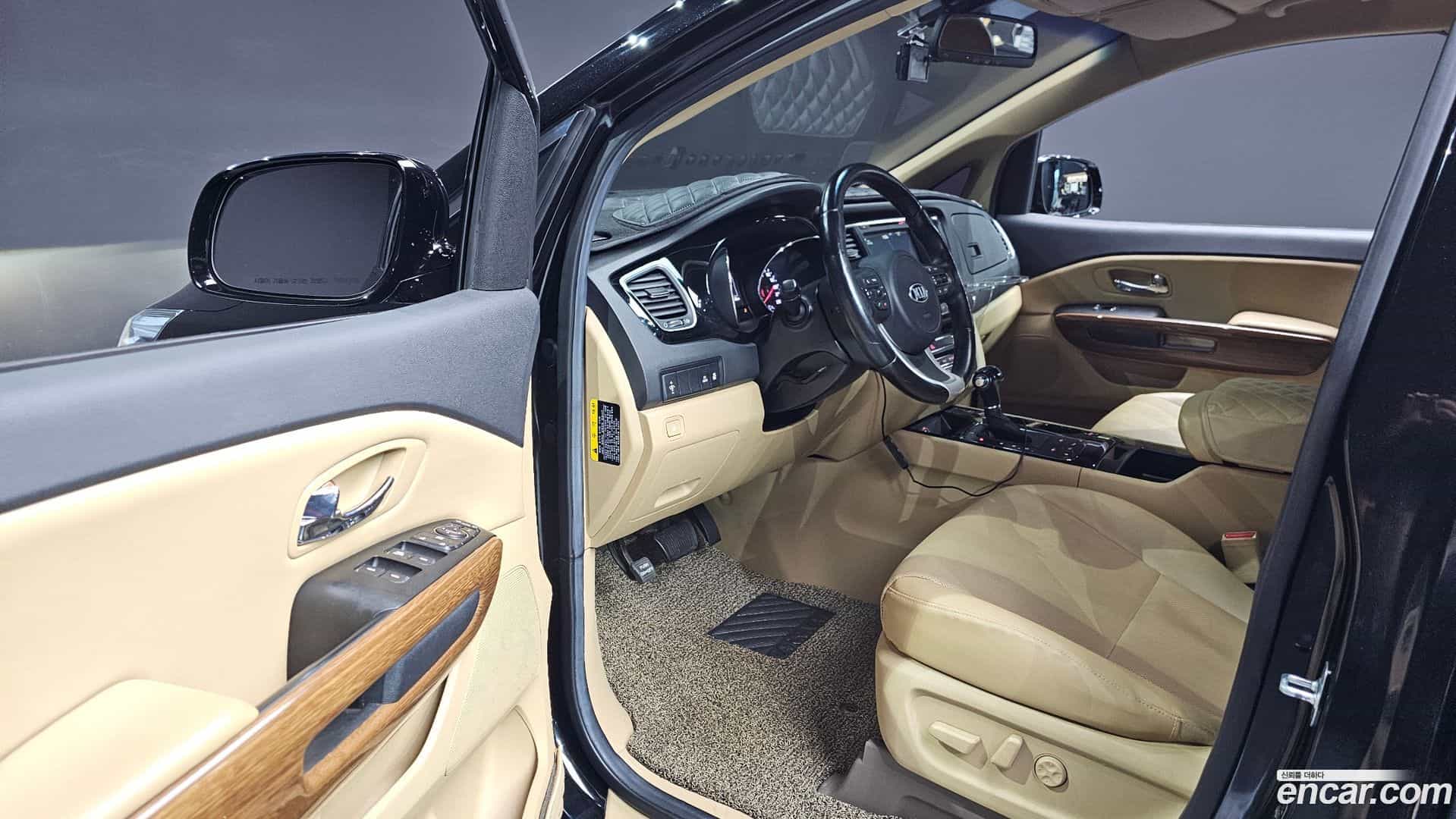 Canival Kia 2015.8-OPTION-015