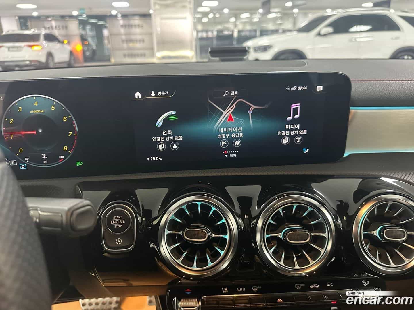 CLA-Class Mercedes-Benz 2023.3-OPTION-020