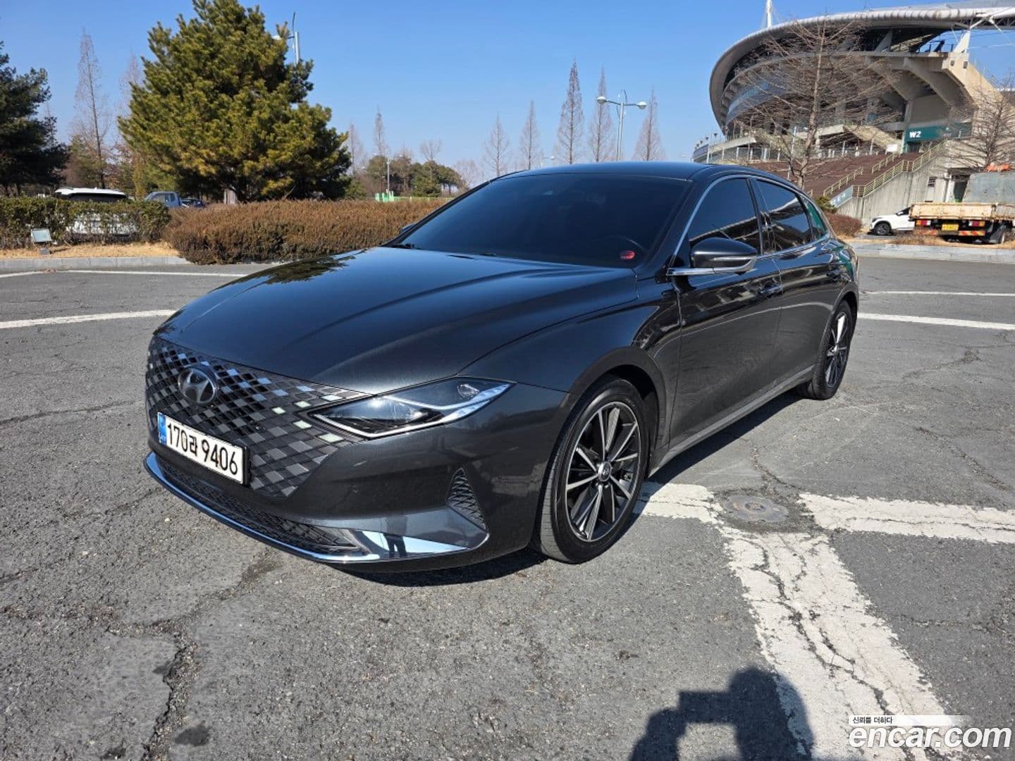 Main__Slider__Photo:Grandeur Hyundai 2020.10-0