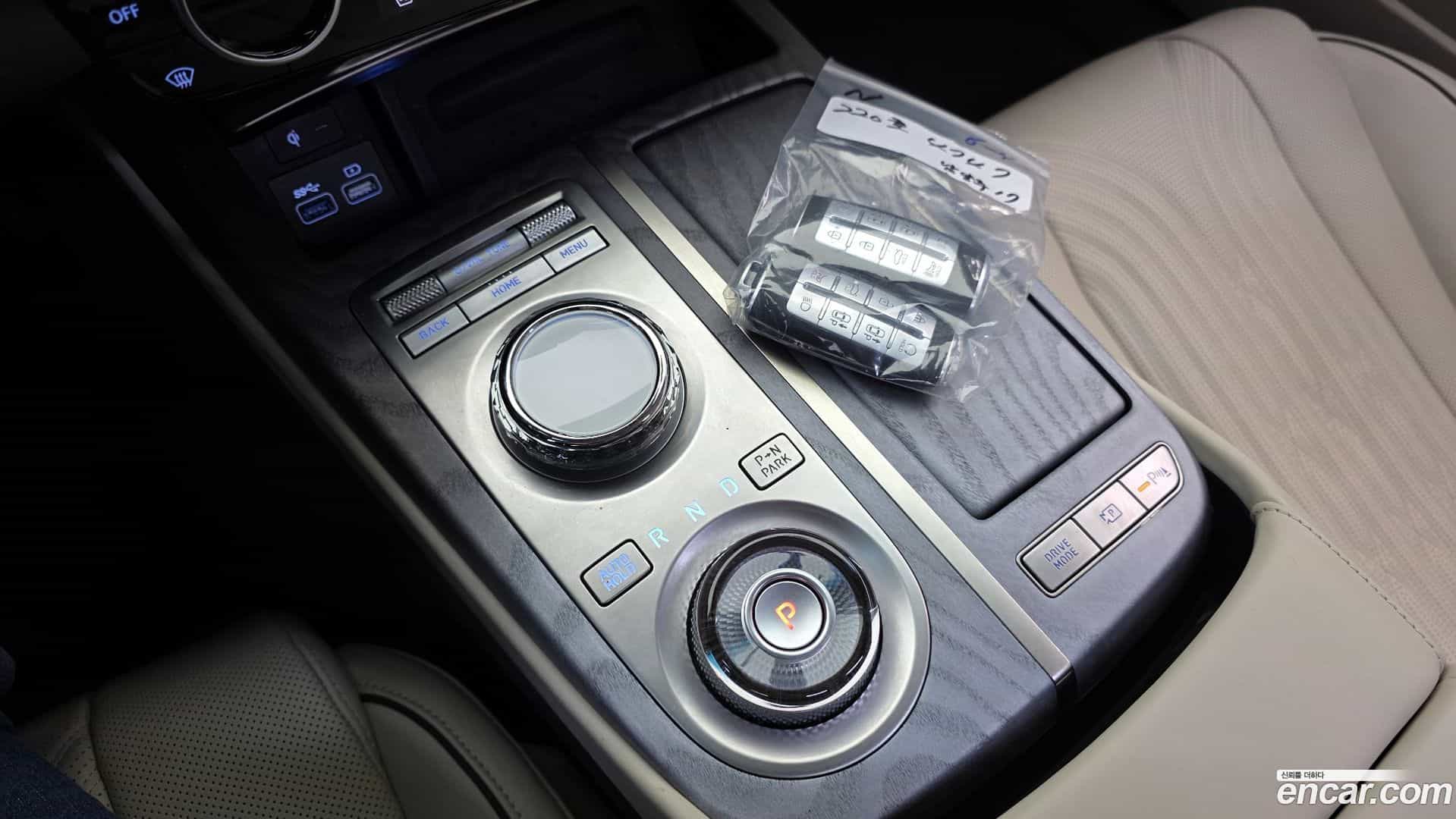 G80 Genesis 2023.1-INNER-009