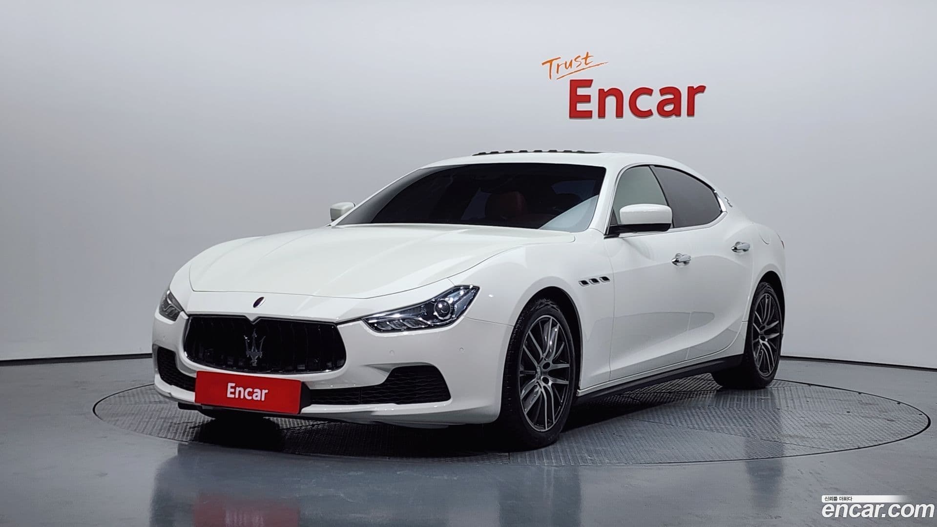 Main__Slider__Photo:Ghibli Maserati 2015.9-0