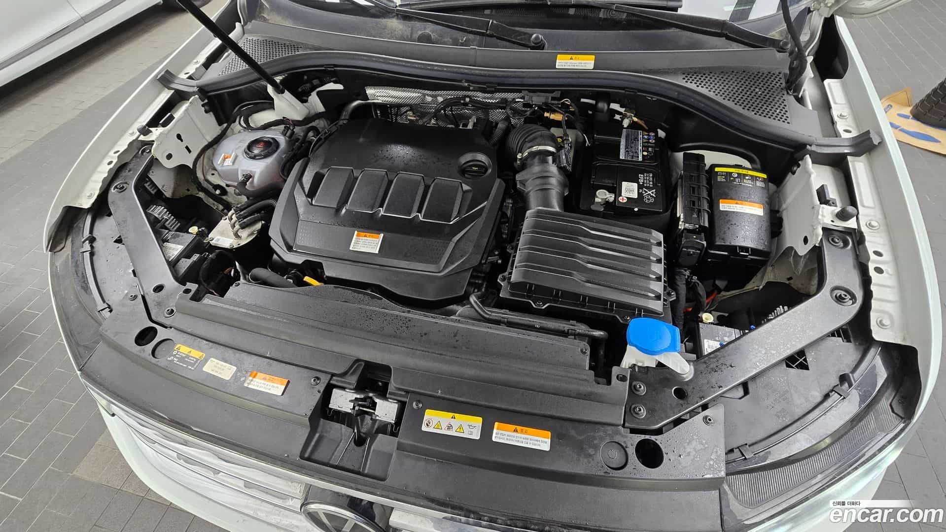 Tiguan Volkswagen 2022.8-INNER-006