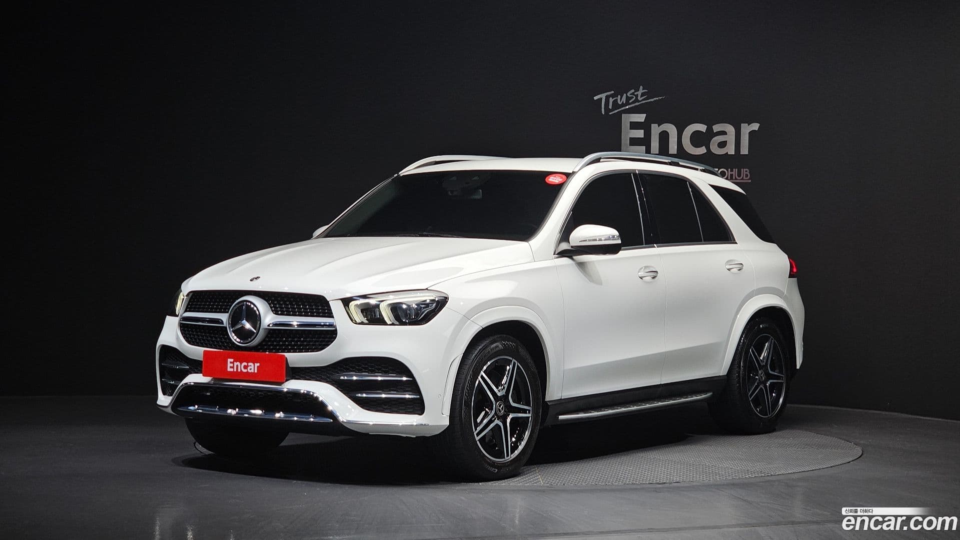 Main__Slider__Photo:GLE-Class Mercedes-Benz 2019.11-0