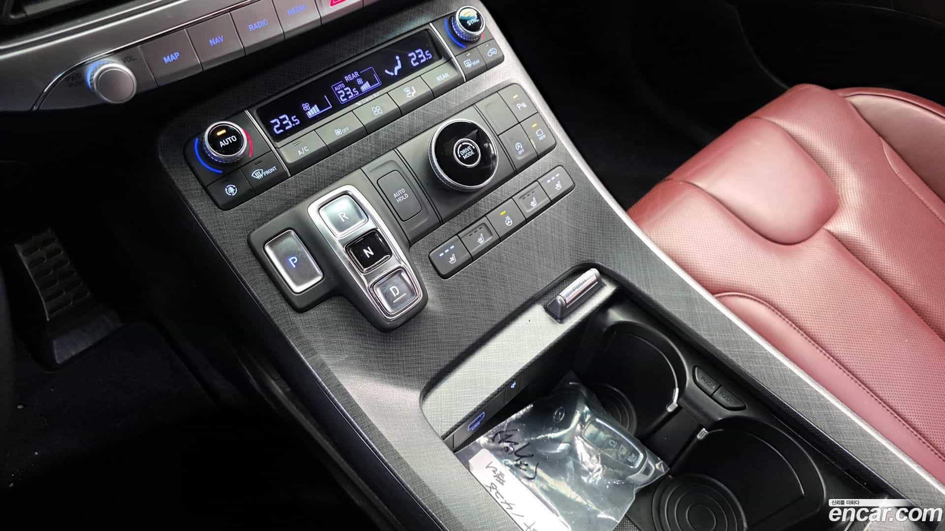 Palisade Hyundai 2021.0-INNER-009