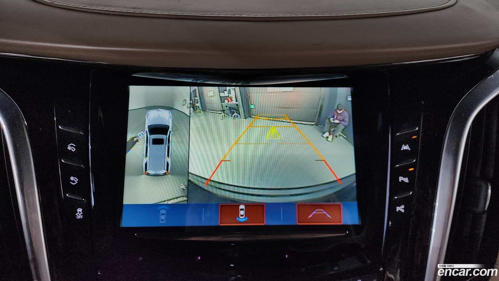 Escalade Cadillac 2018.10-OPTION-019