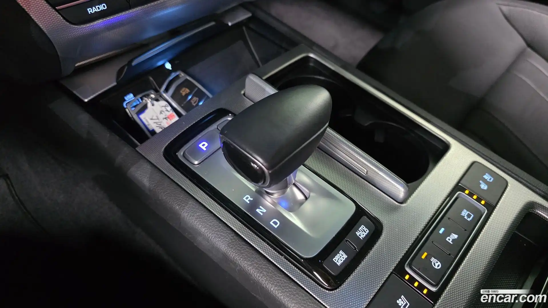 G80 Genesis 2019.4-INNER-009
