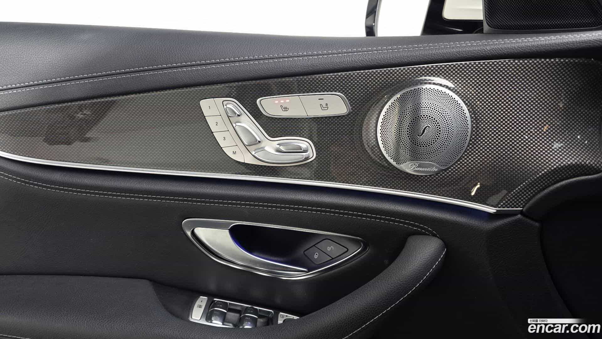E-Class Mercedes-Benz 2019.10-OPTION-023