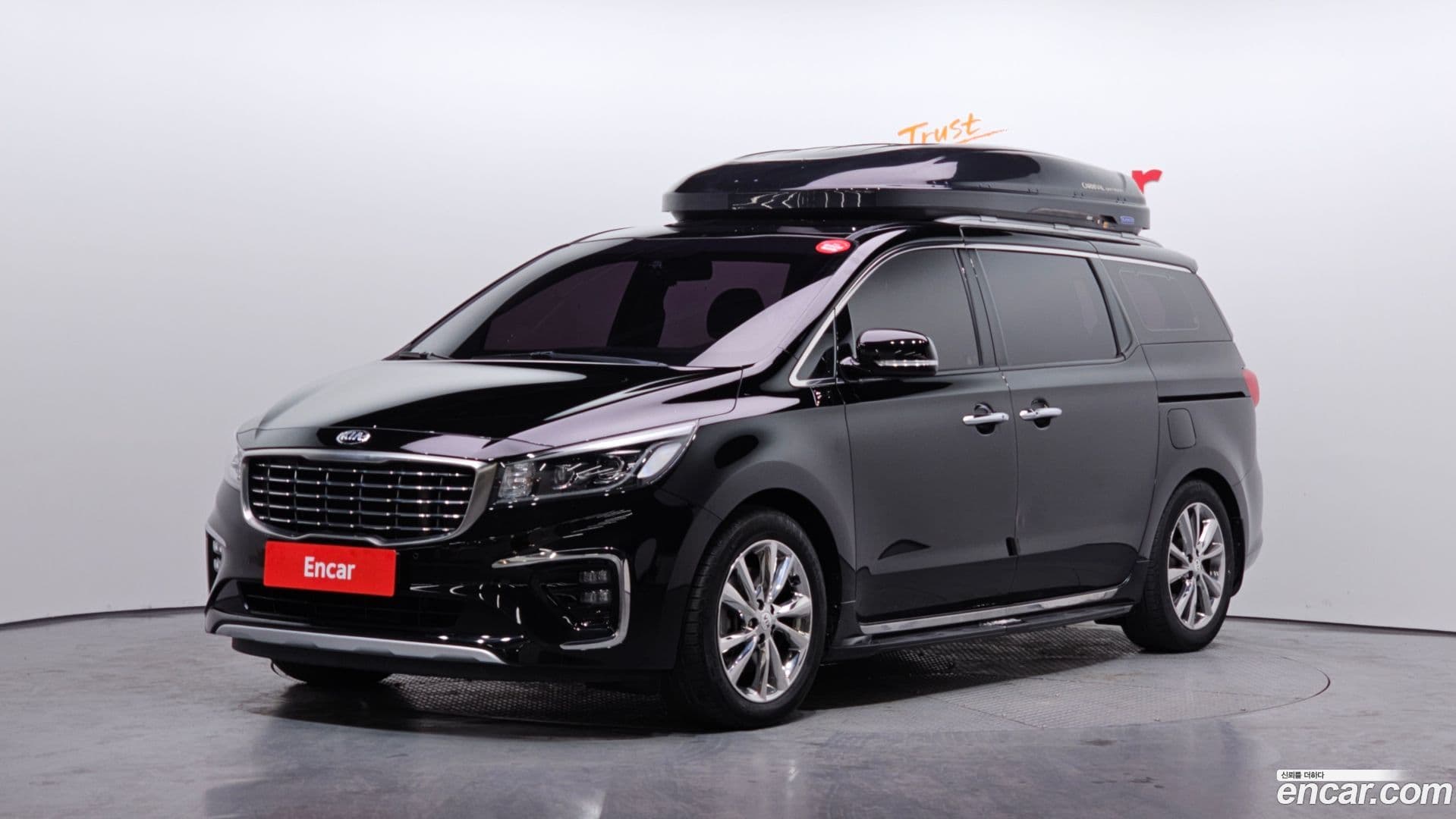 Main__Slider__Photo:Canival Kia 2018.9-0