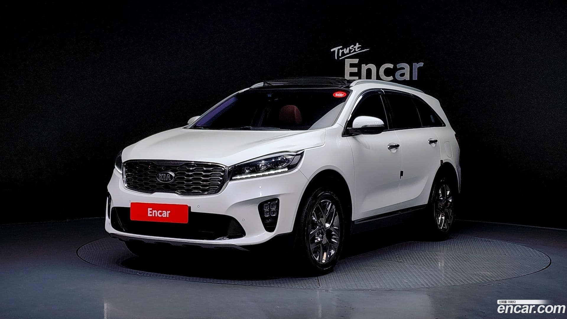 Main__Slider__Photo:Sorento Kia 2019.2-0