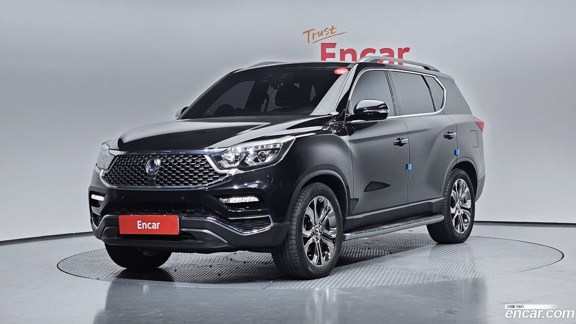 Main__Slider__Photo:Rexton KG Mobility 2019.11-0