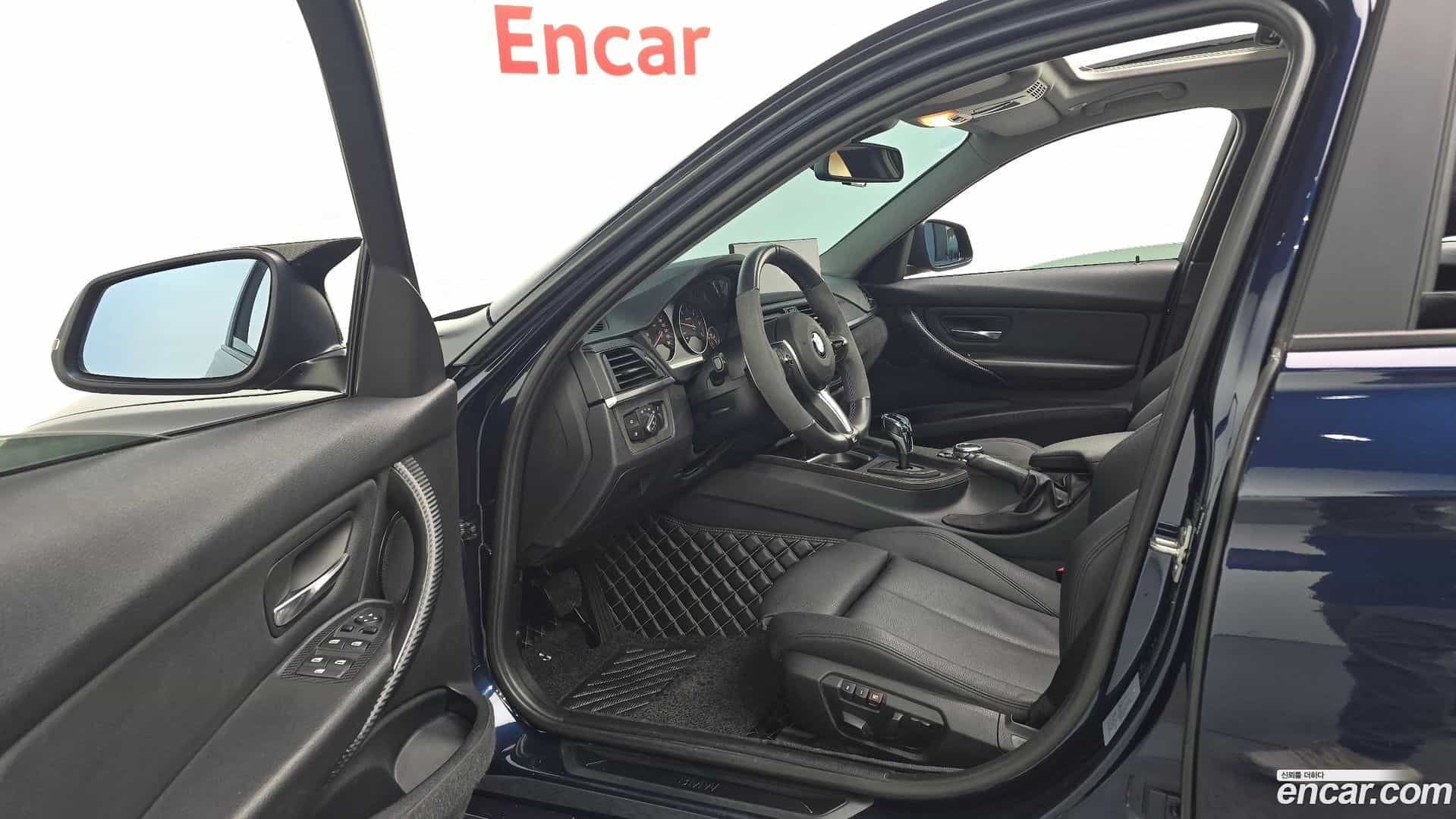 3-Series BMW 2014.1-INNER-010