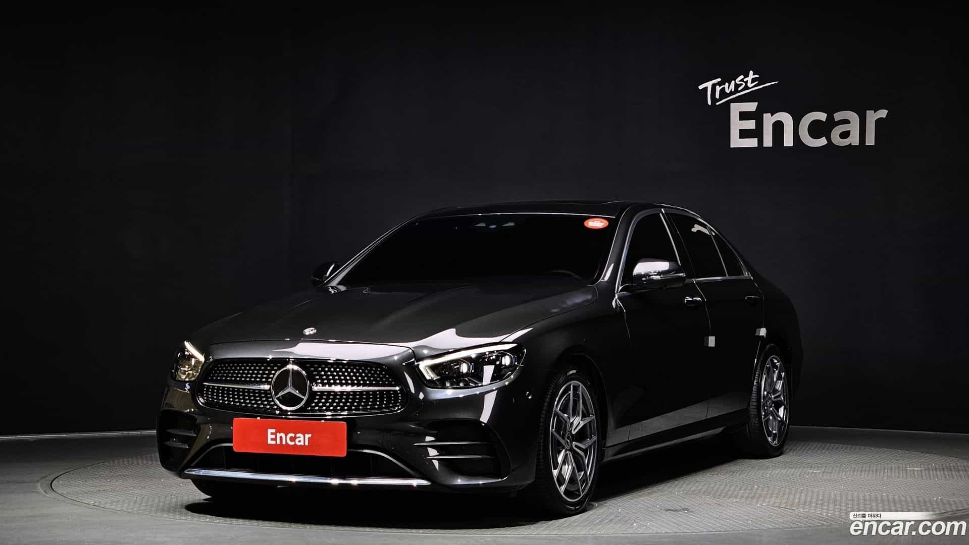 E-Class Mercedes-Benz 2021.8-OUTER-001