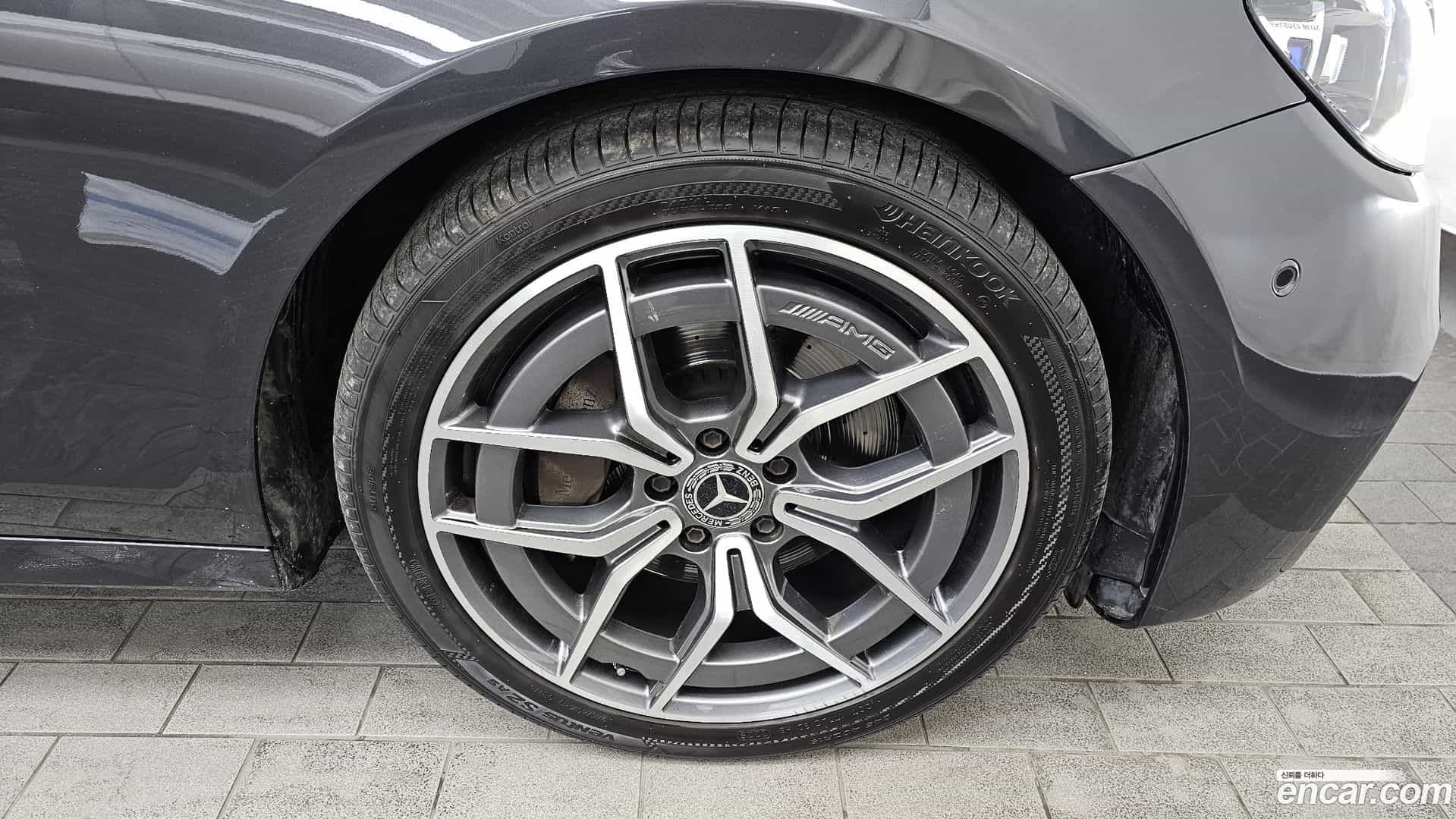 E-Class Mercedes-Benz 2021.8-OUTER-005