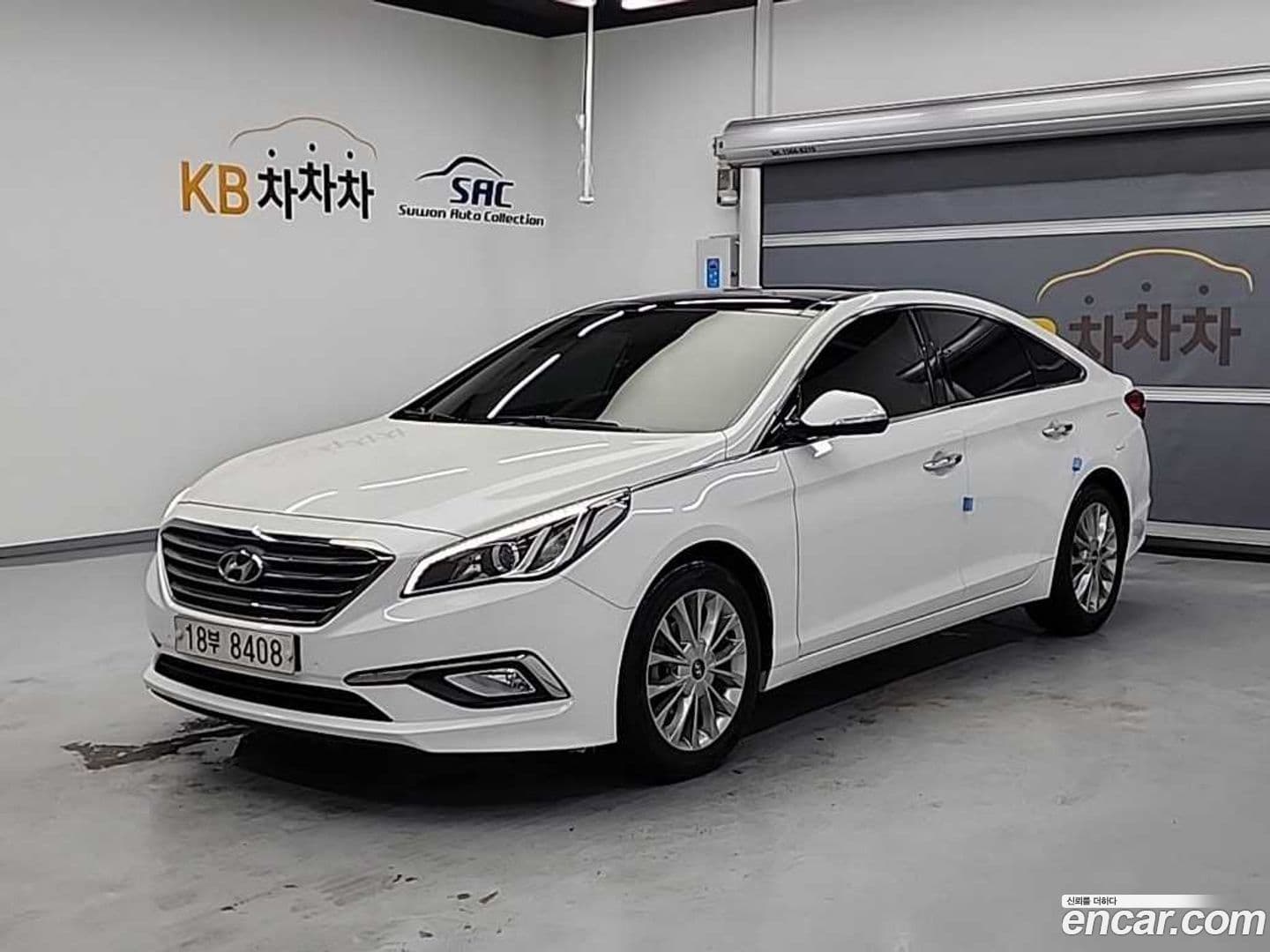 Main__Slider__Photo:Sonata Hyundai 2016.4-0