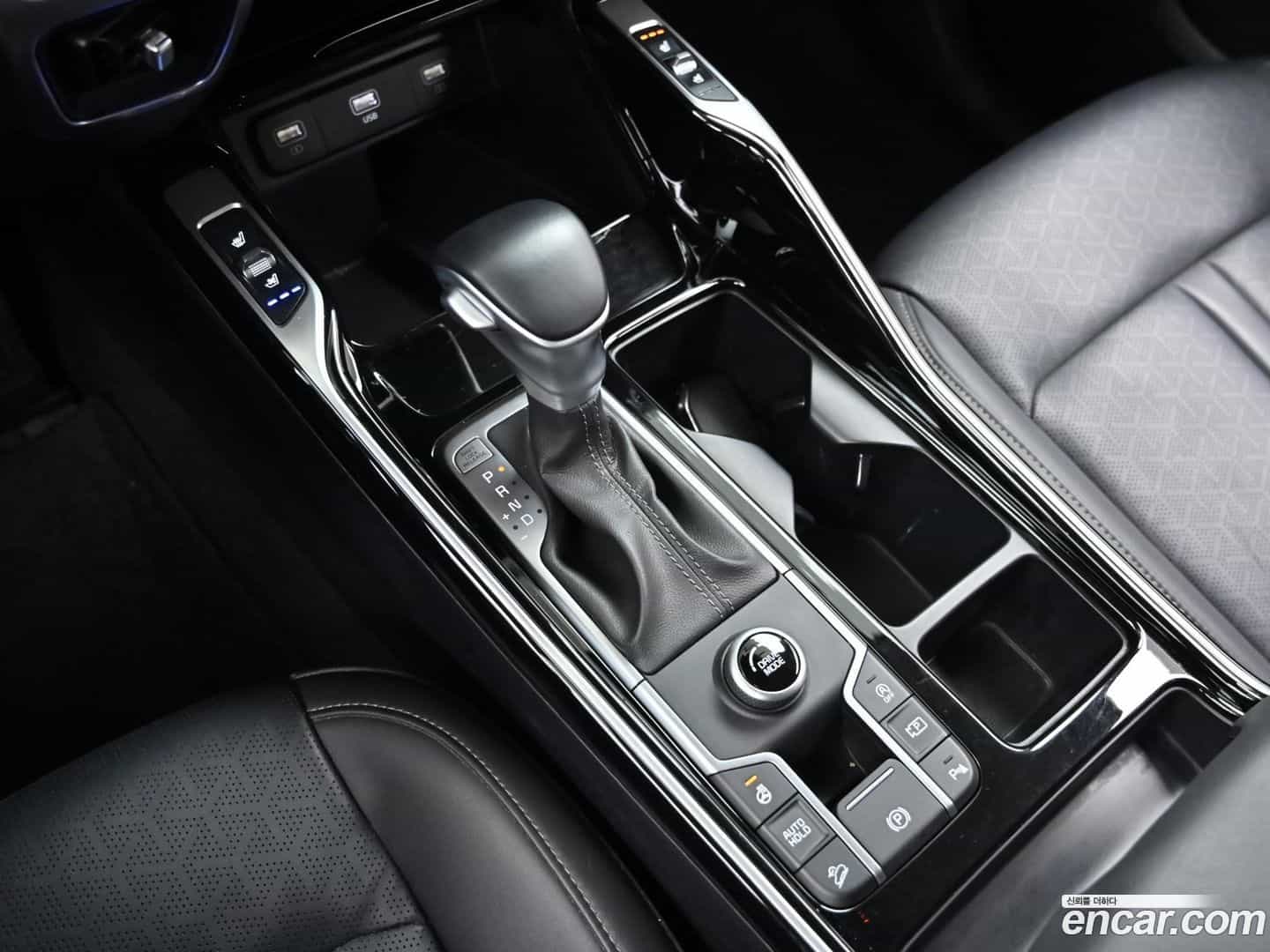 Sorento Kia 2023.4-INNER-009