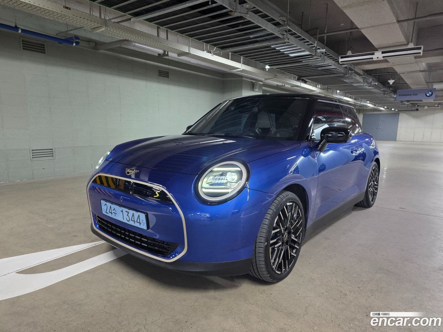 Main__Slider__Photo:Cooper Mini 2024.11-0