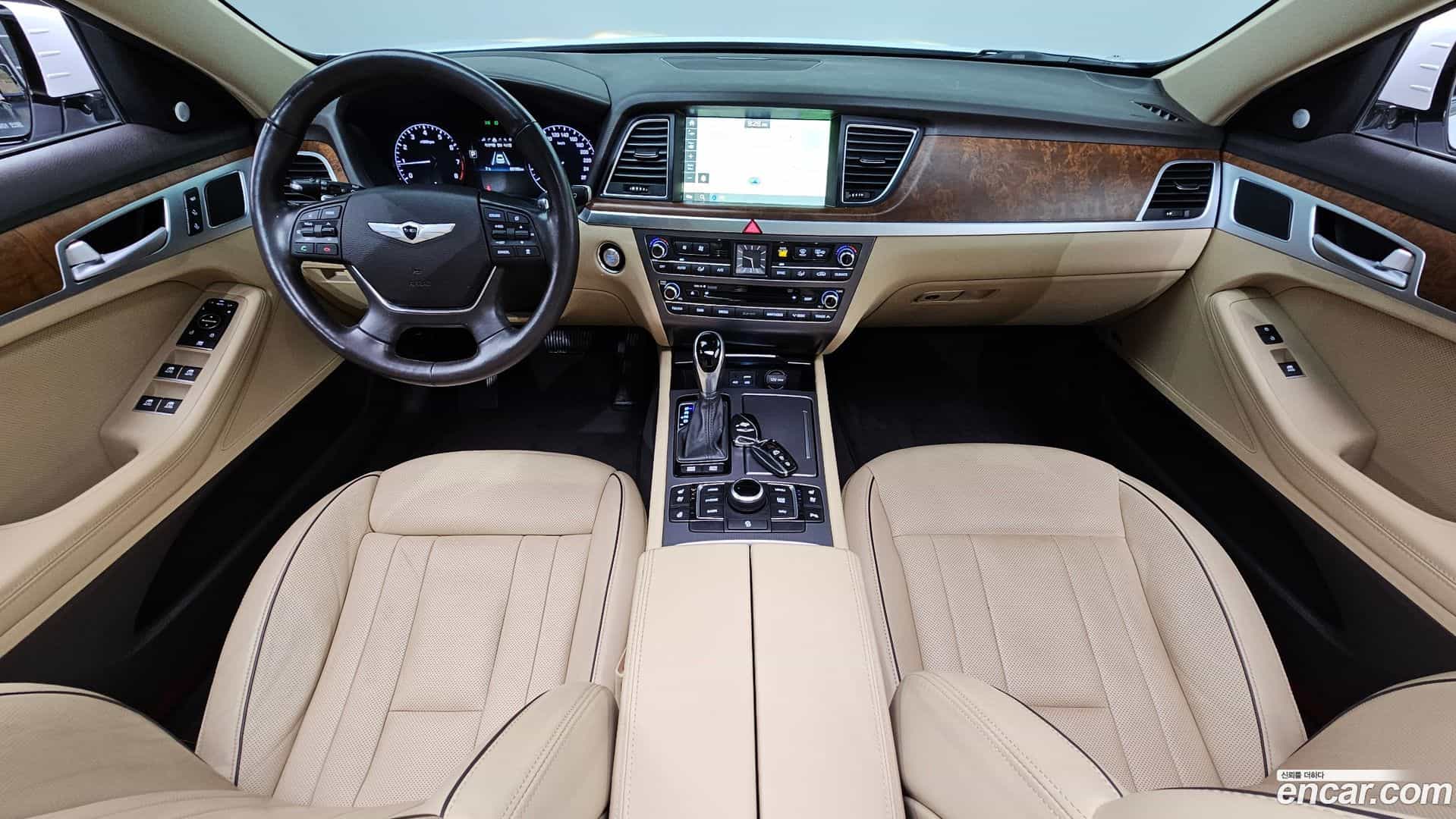 Genesis Hyundai 2015.3-INNER-007