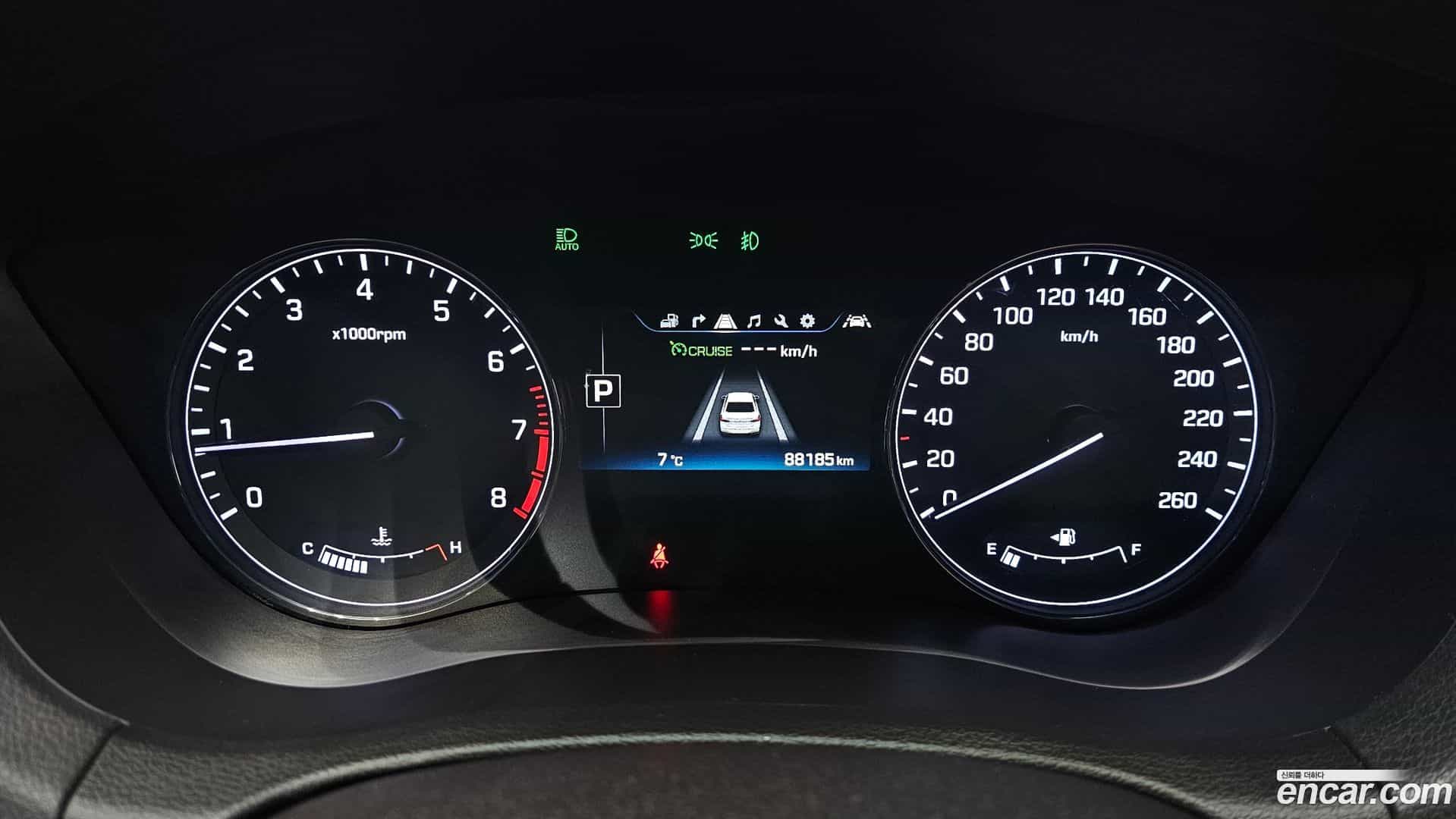 Genesis Hyundai 2015.3-INNER-008