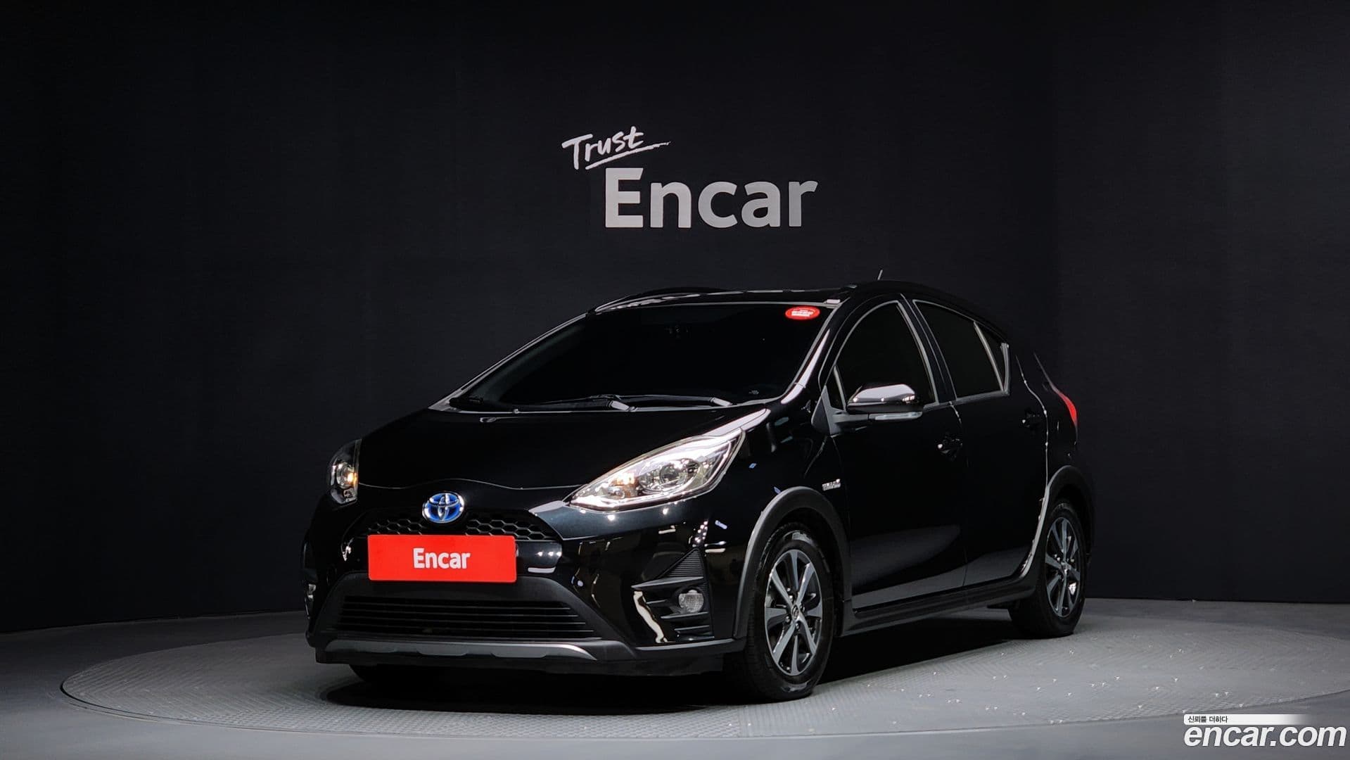 Main__Slider__Photo:Prius Toyota 2020.7-0