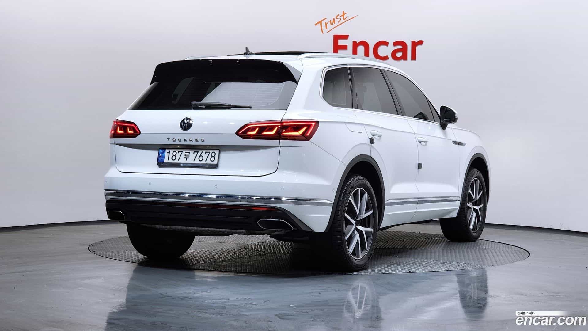Touareg Volkswagen 2023.3-OUTER-002