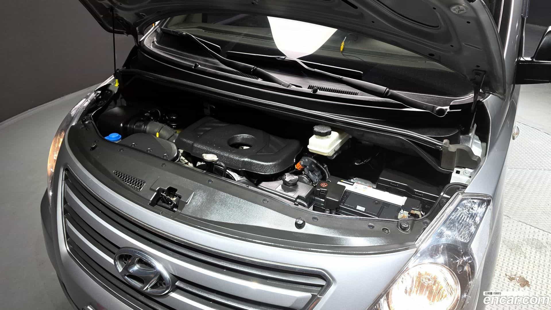 Starex Hyundai 2017.5-INNER-006