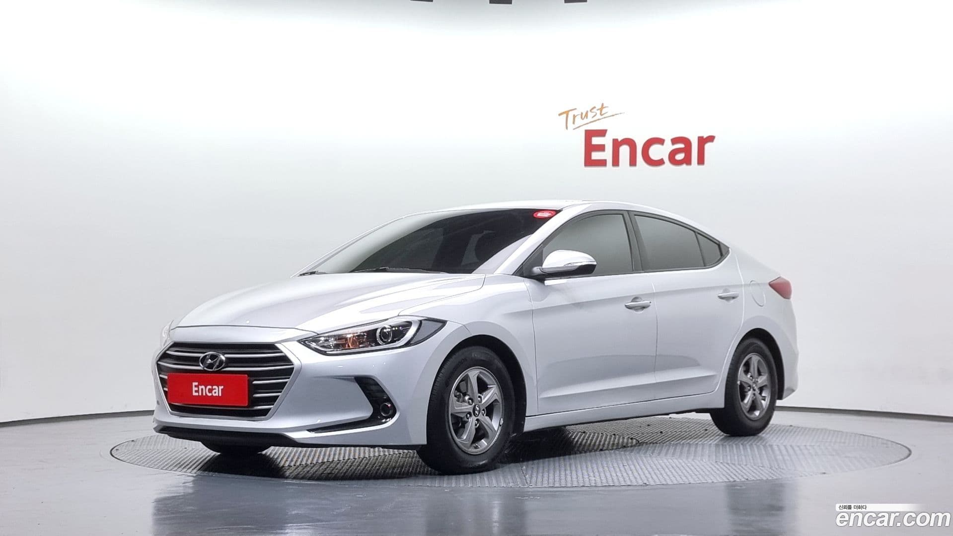 Main__Slider__Photo:AVANTE Hyundai 2018.0-0