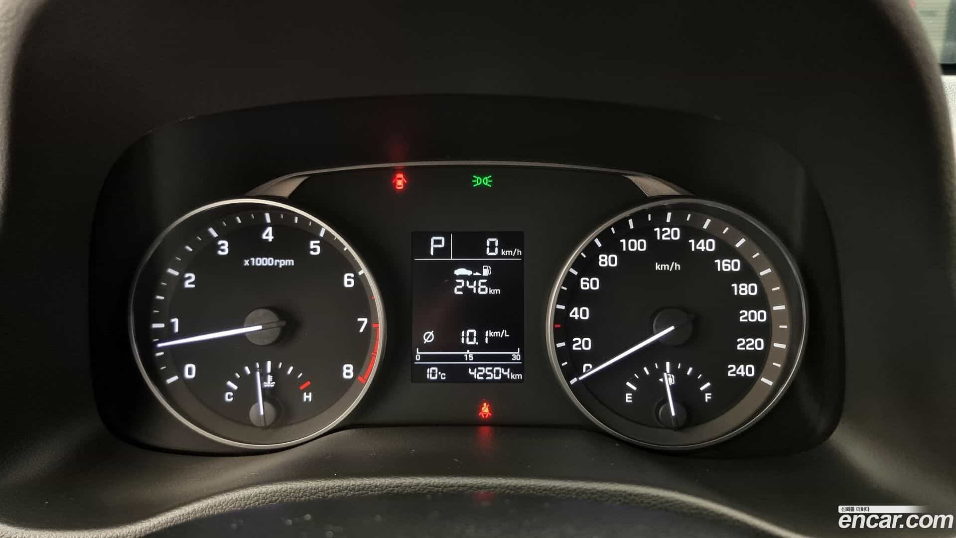 AVANTE Hyundai 2018.0-INNER-008