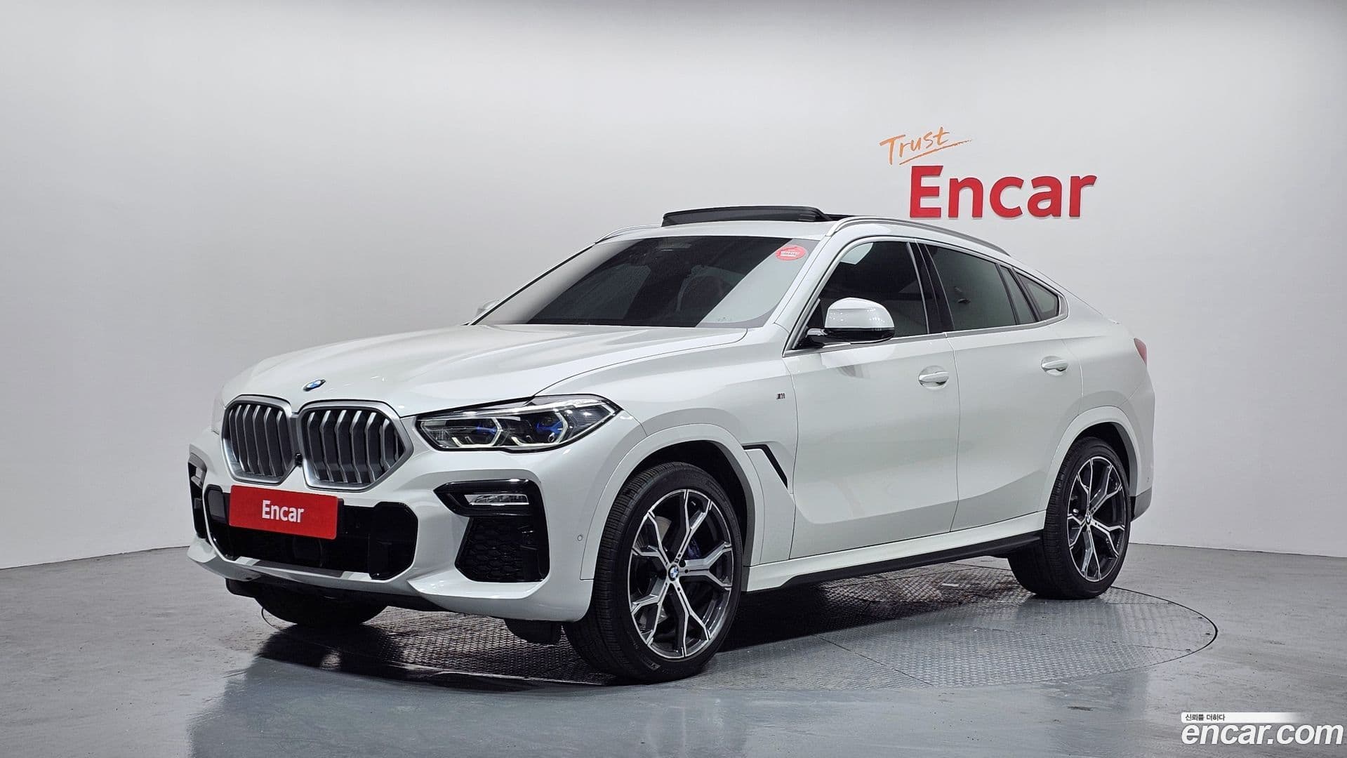 Main__Slider__Photo:X6 BMW 2021.8-0