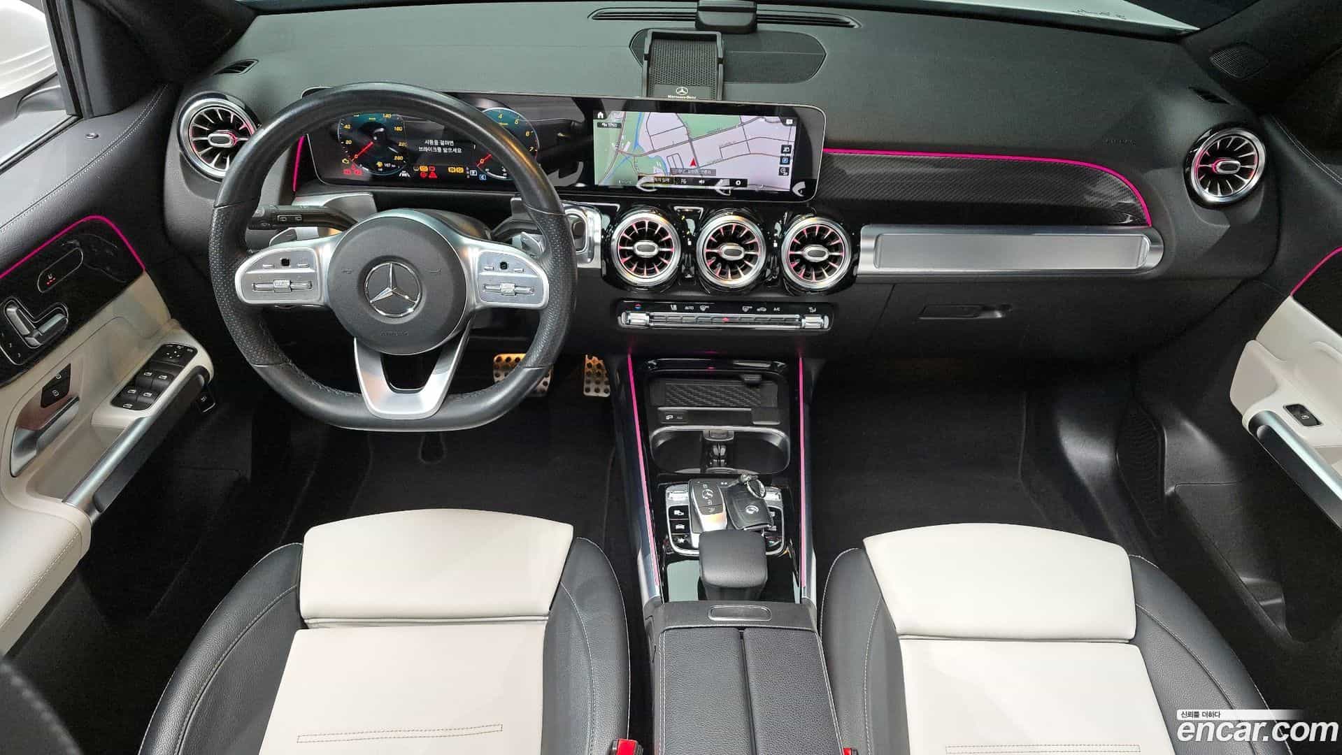 GLB-Class Mercedes-Benz 2020.9-INNER-007