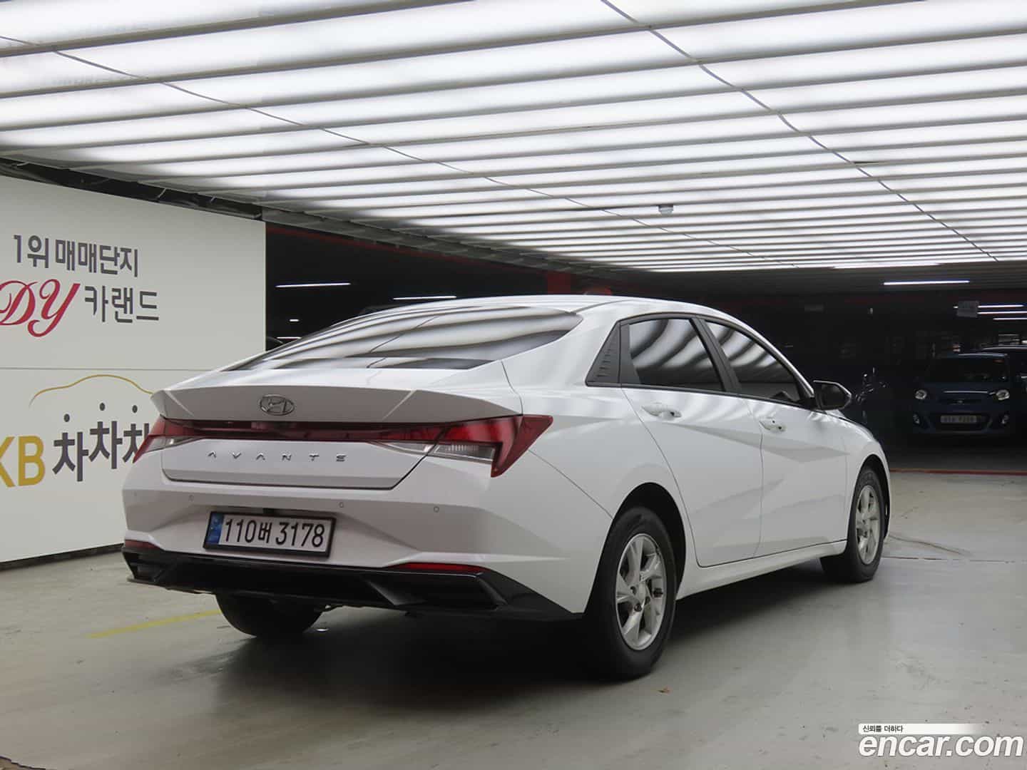 AVANTE Hyundai 2022.10-OUTER-002