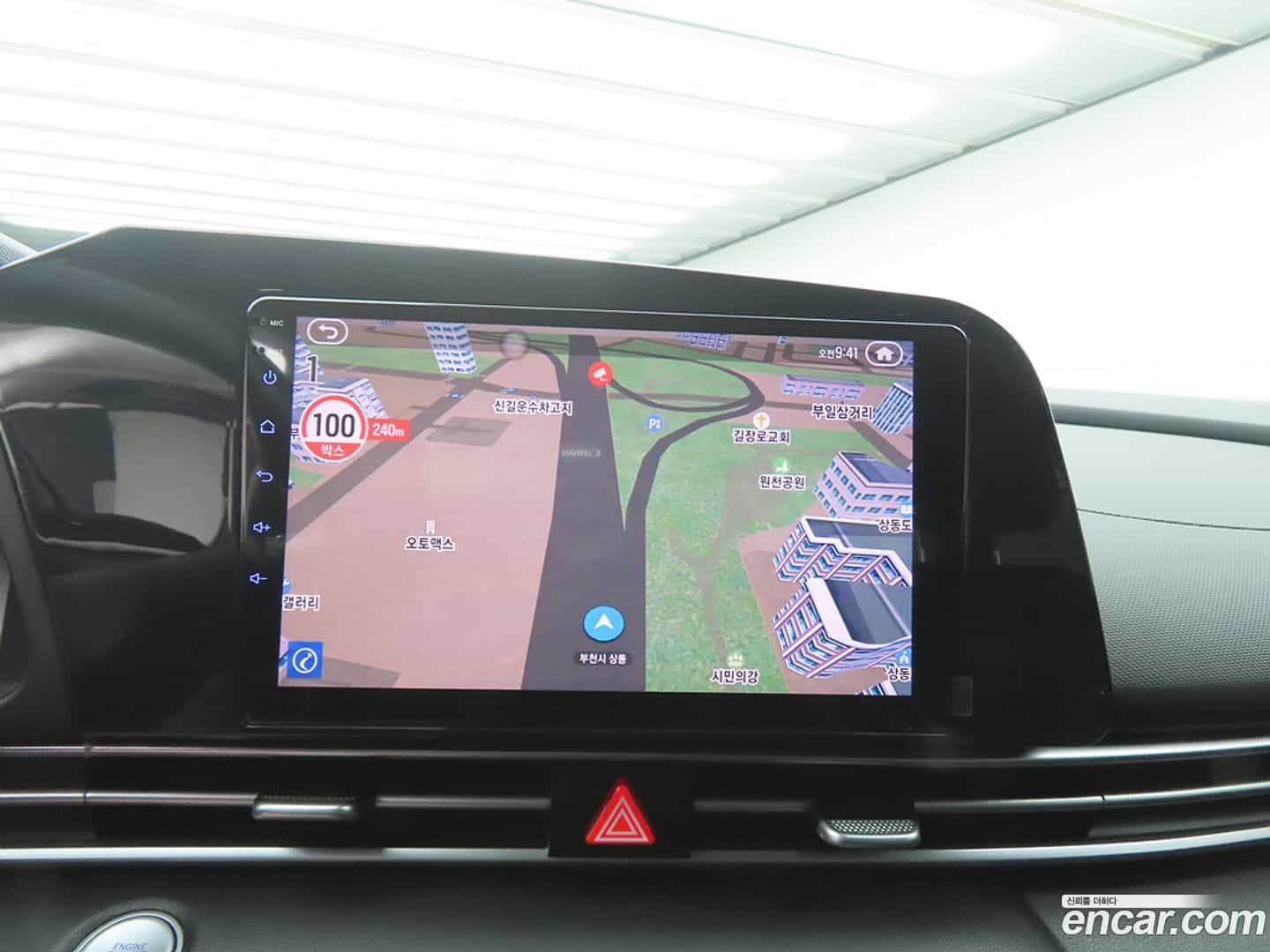 AVANTE Hyundai 2022.10-OPTION-019