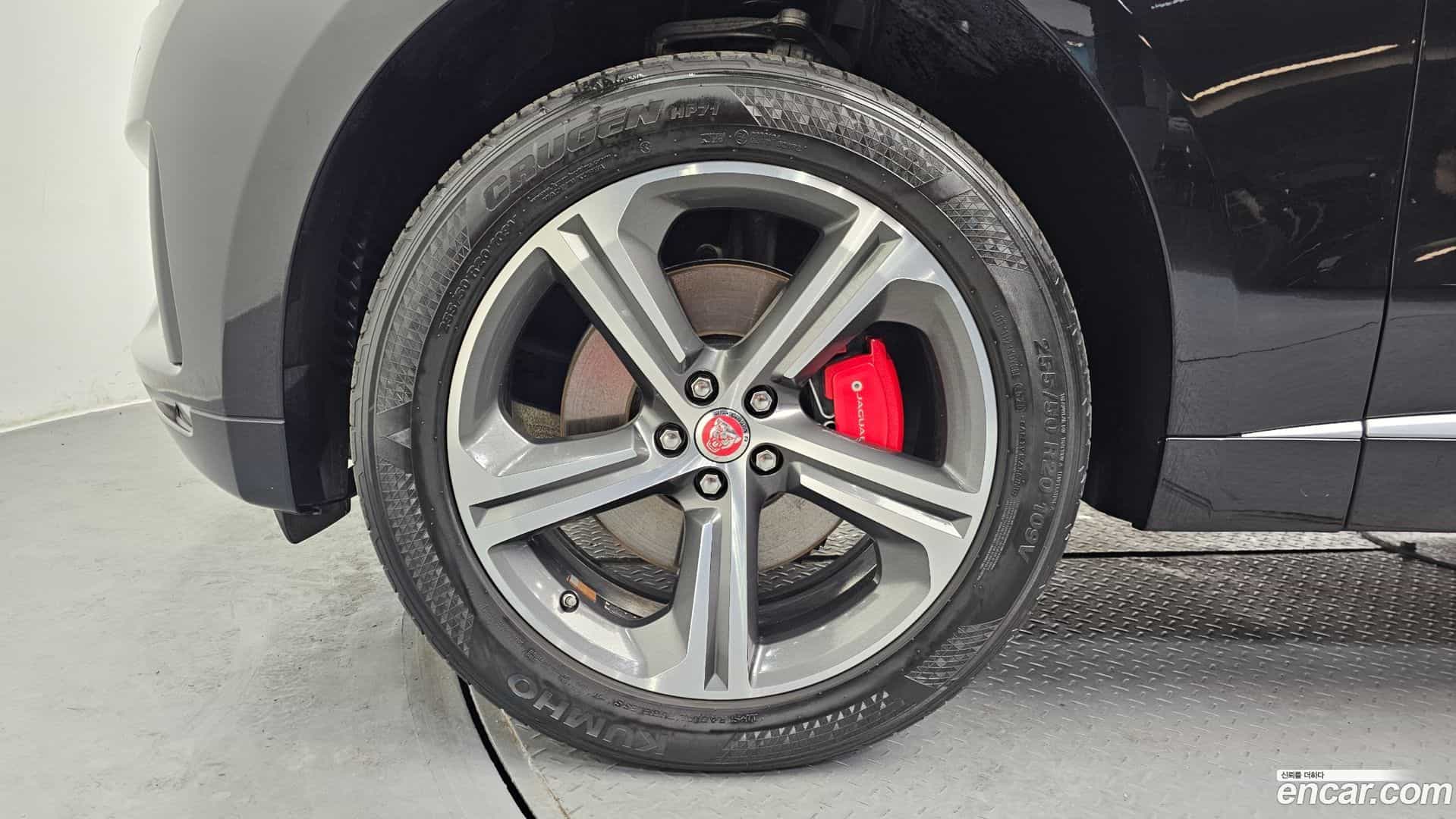 F-PACE Jaguar 2016.8-OUTER-005