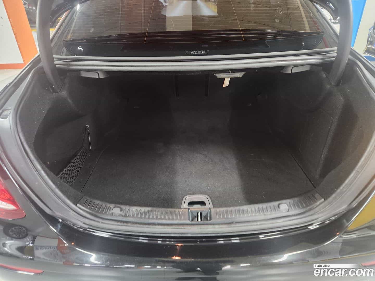 E-Class Mercedes-Benz 2019.9-INNER-009
