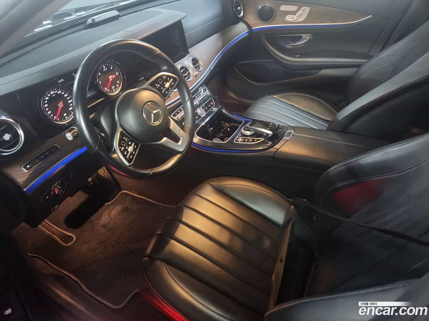E-Class Mercedes-Benz 2019.9-OPTION-021