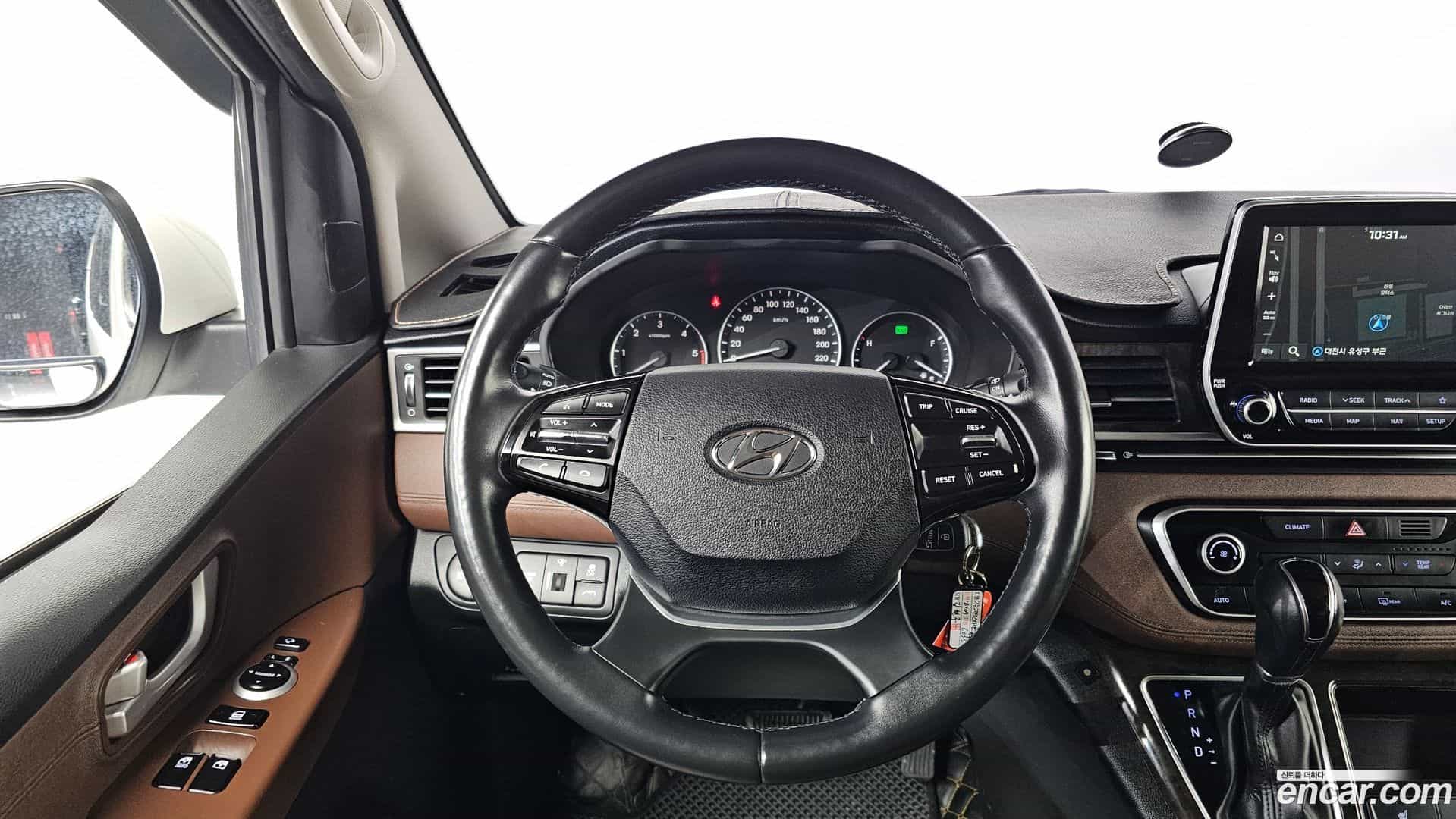 Starex Hyundai 2018.6-OPTION-020