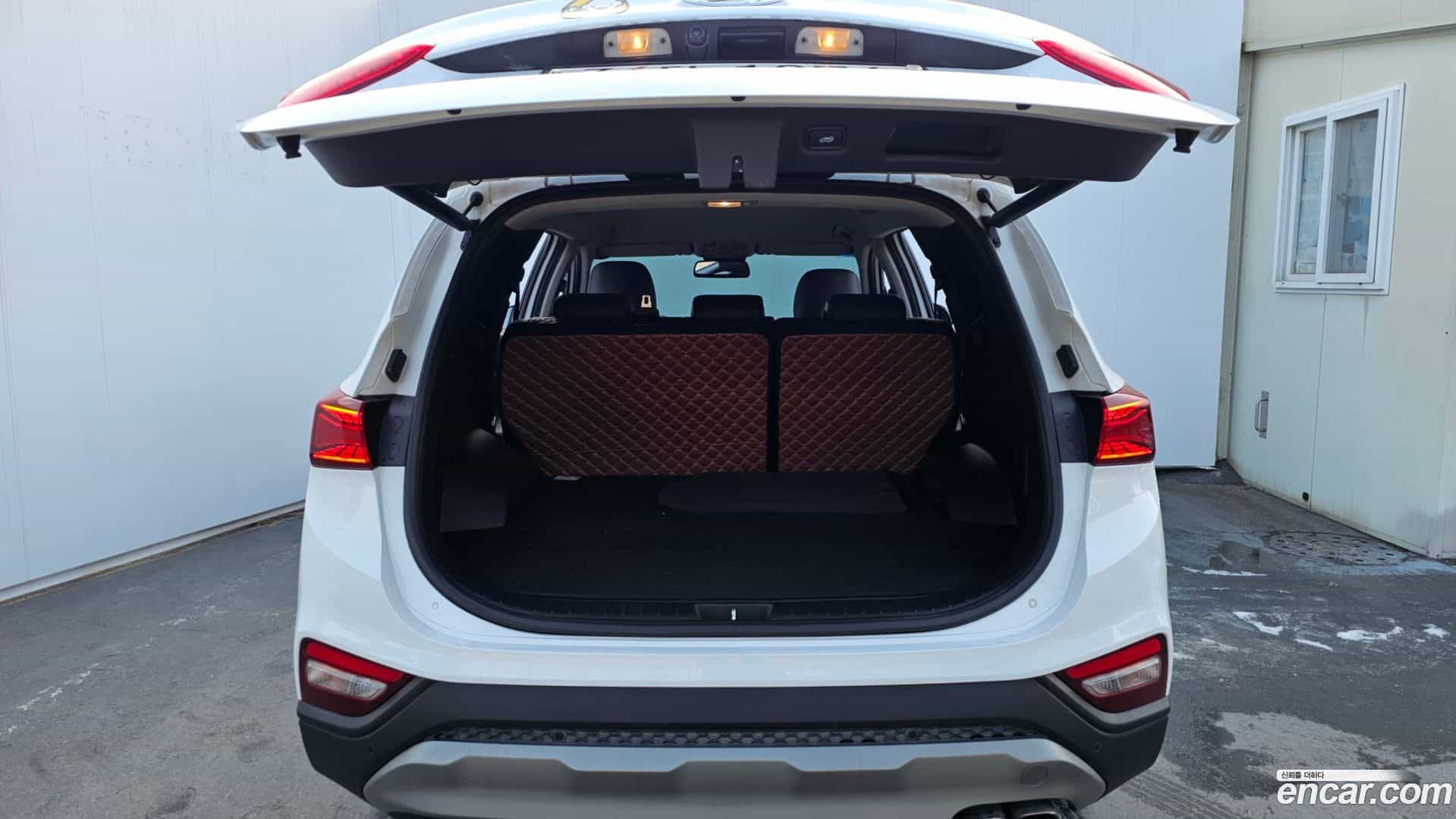 Santafe Hyundai 2018.2-OPTION-024