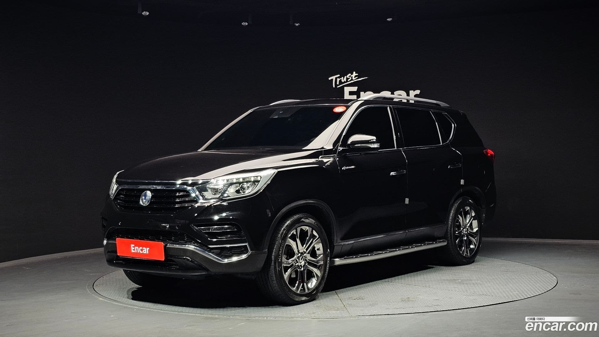 Main__Slider__Photo:Rexton KG Mobility 2018.0-0
