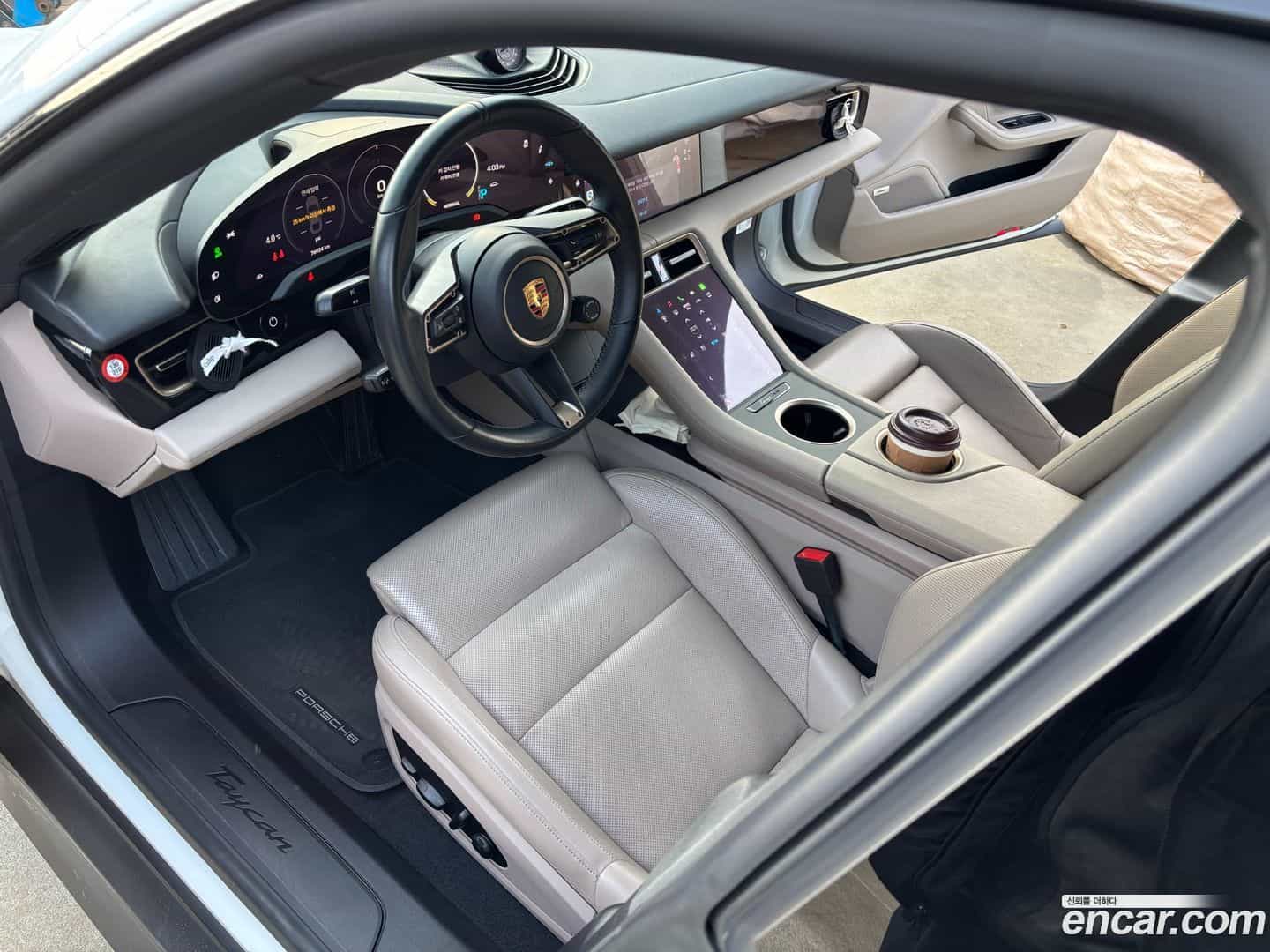 Taycan Porsche 2022.3-OPTION-015