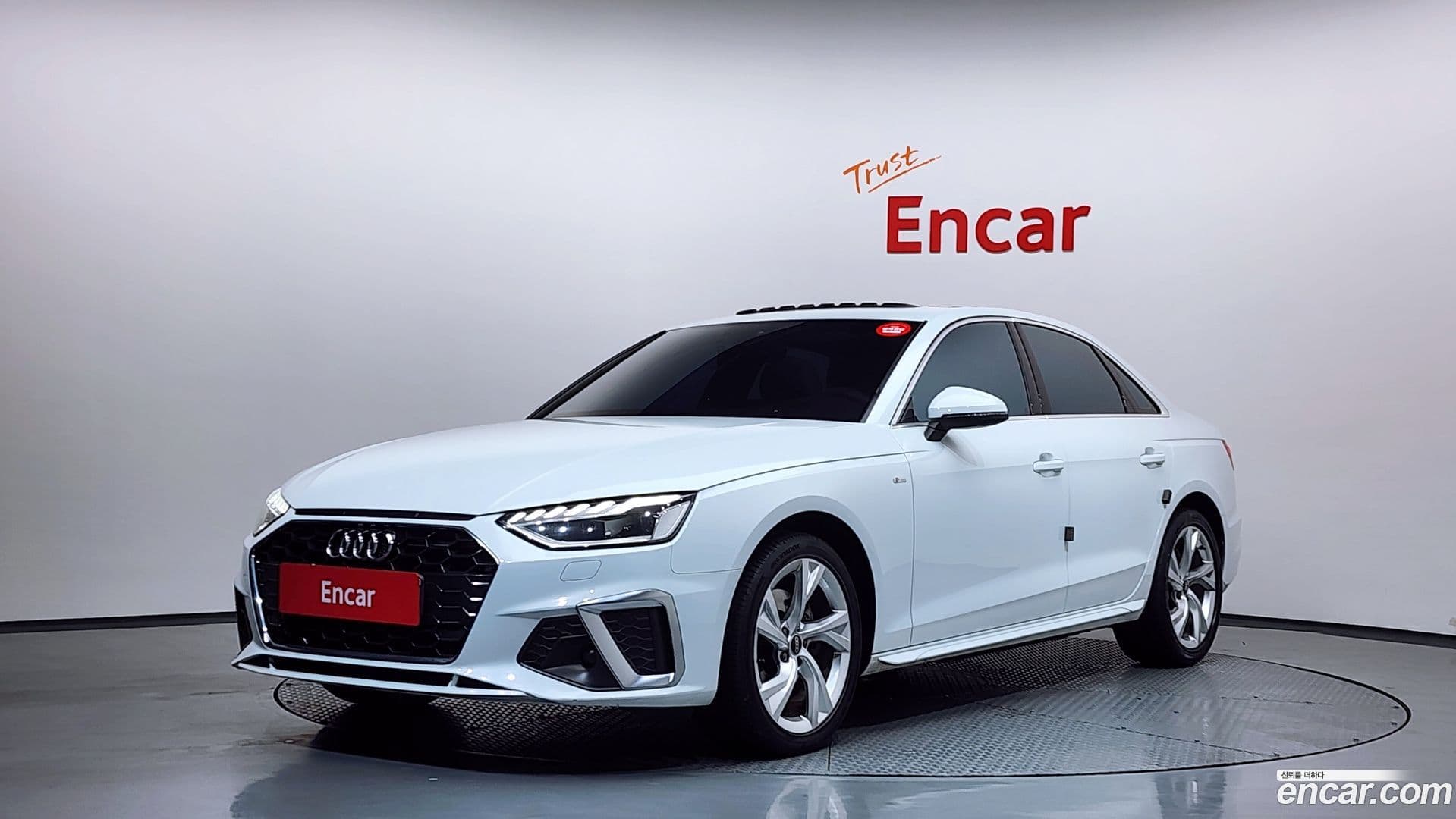 Main__Slider__Photo:A4 Audi 2022.5-0