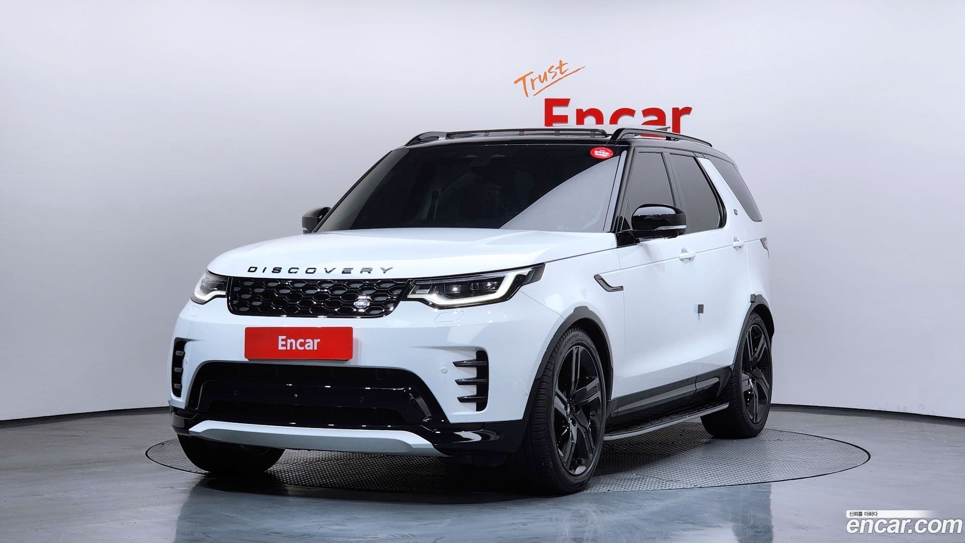 Main__Slider__Photo:Discovery Land Rover 2025.4-0