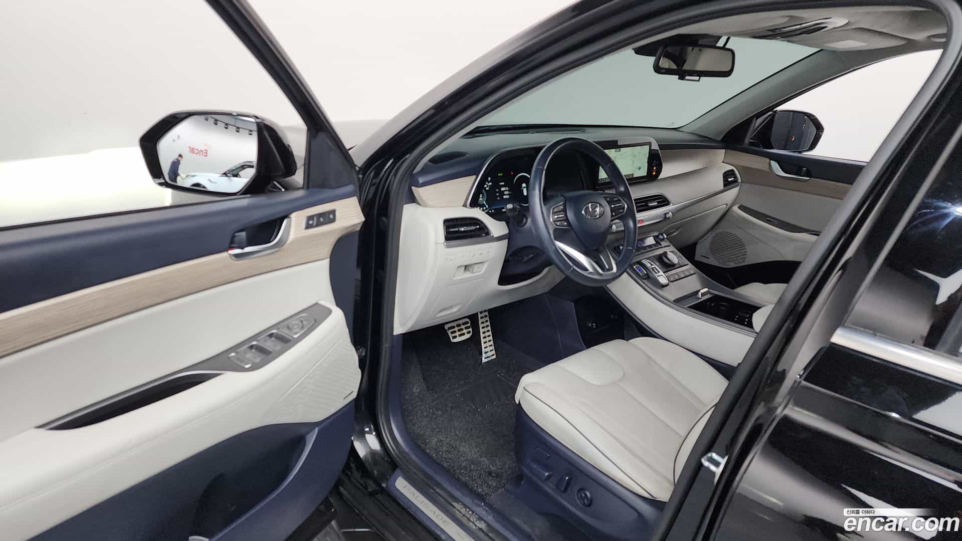 Palisade Hyundai 2022.1-INNER-010