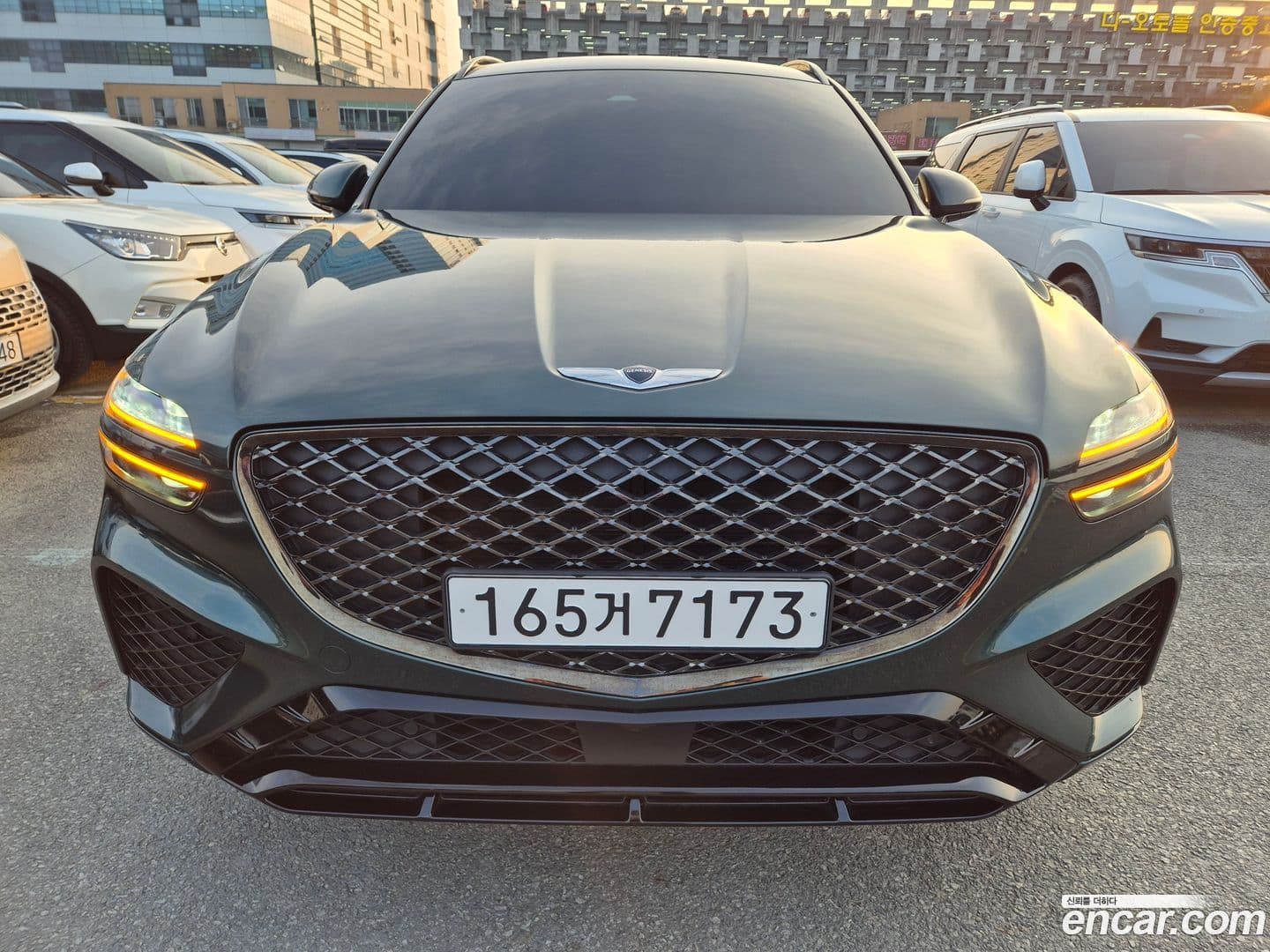 Main__Slider__Photo:GV70 Genesis 2021.10-0