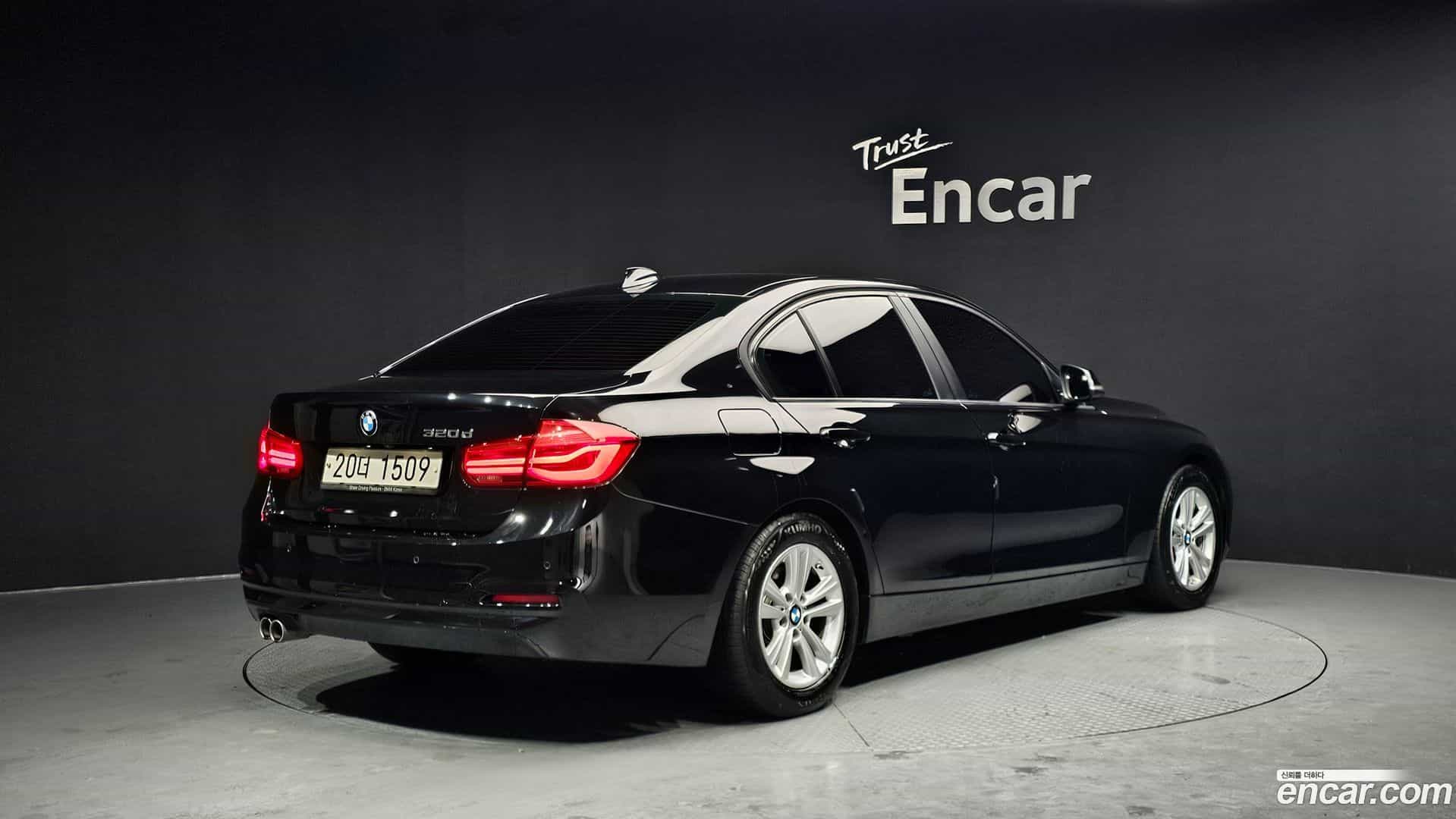 3-Series BMW 2018.2-OUTER-002