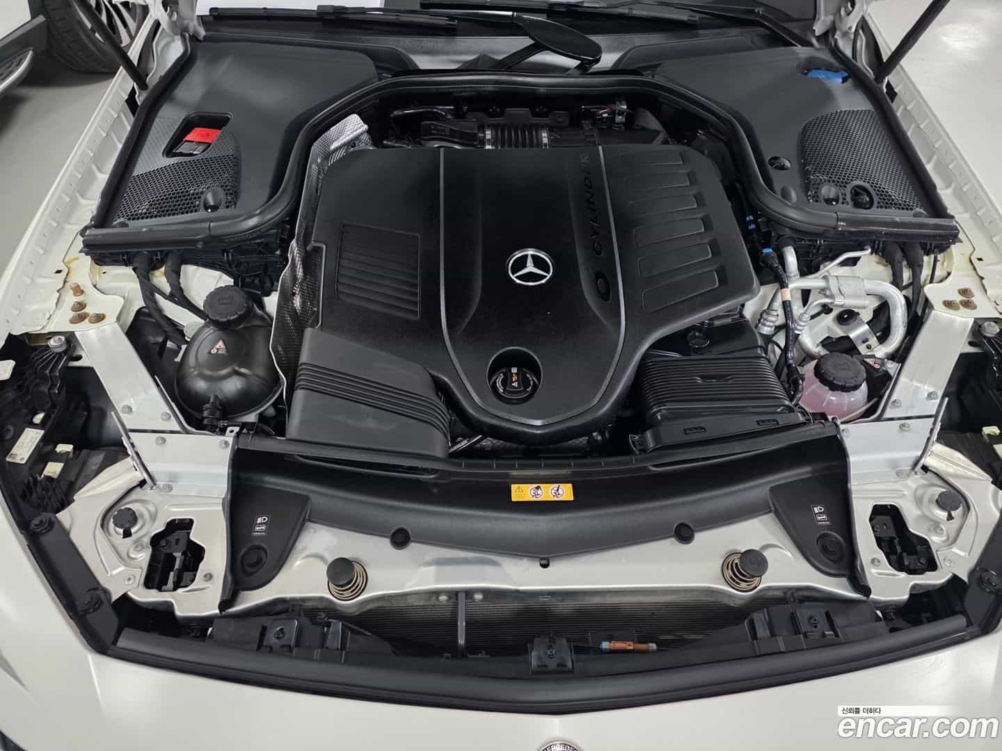 CLS-Class Mercedes-Benz 2022.3-INNER-006