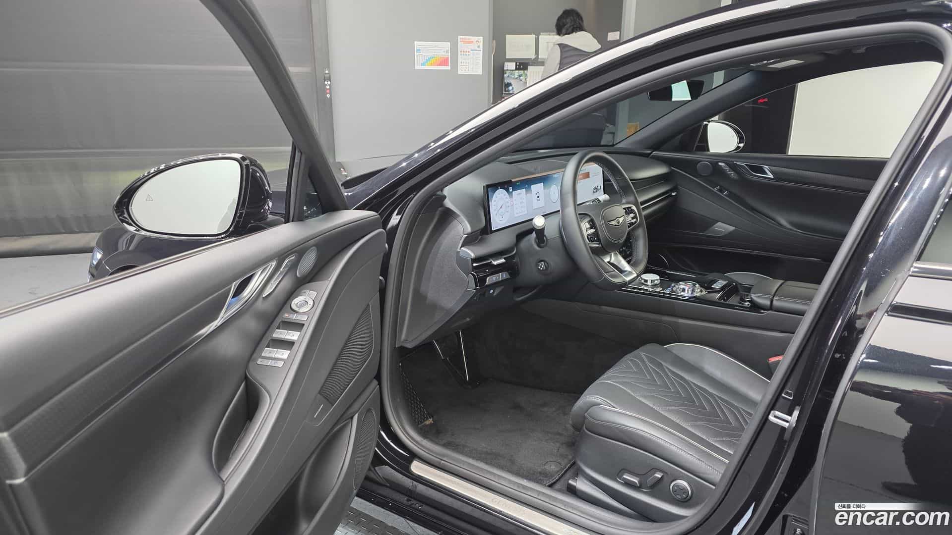 G80 Genesis 2024.1-INNER-010