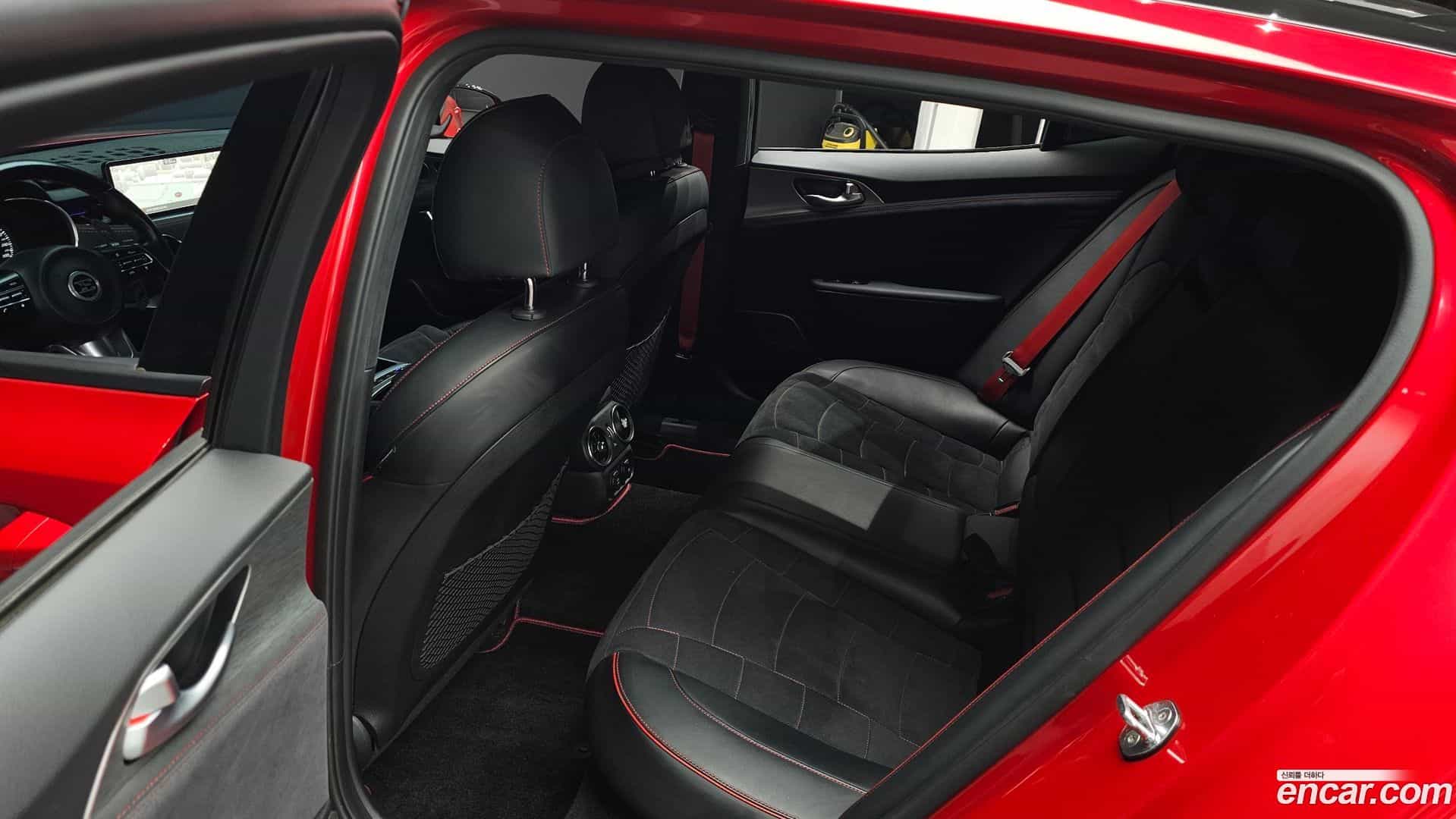 Stinger Kia 2020.11-OPTION-016