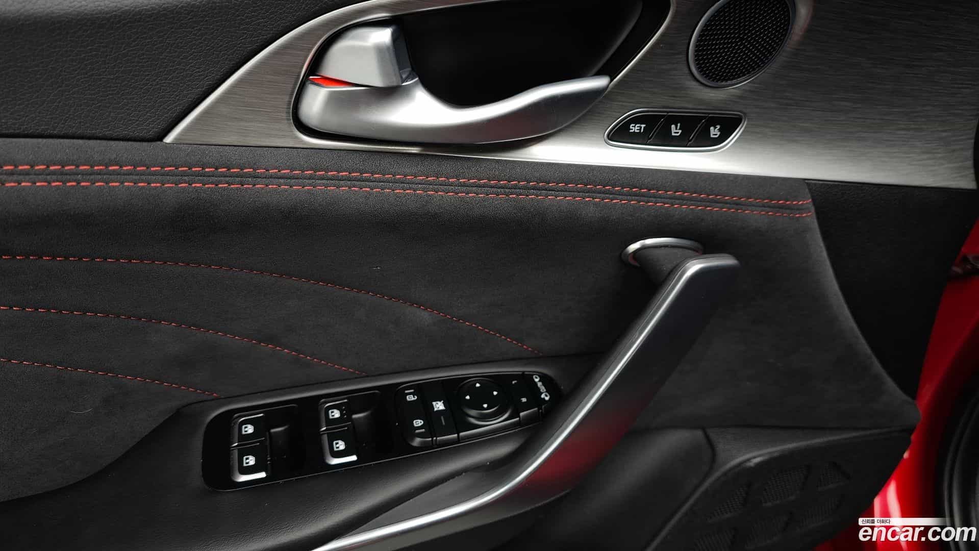 Stinger Kia 2020.11-OPTION-021